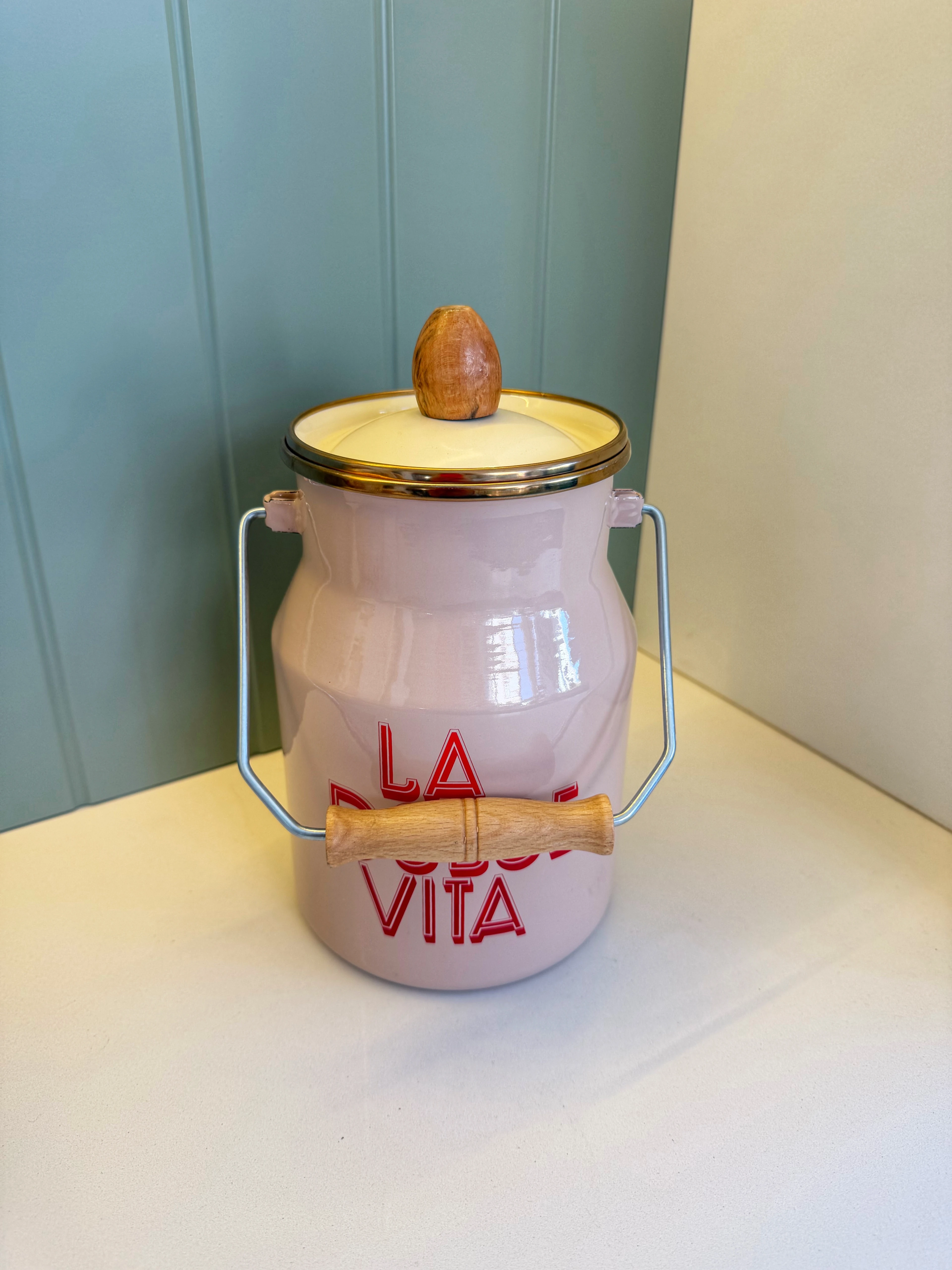 La Dolce Emaye Bakraç / Güğüm 