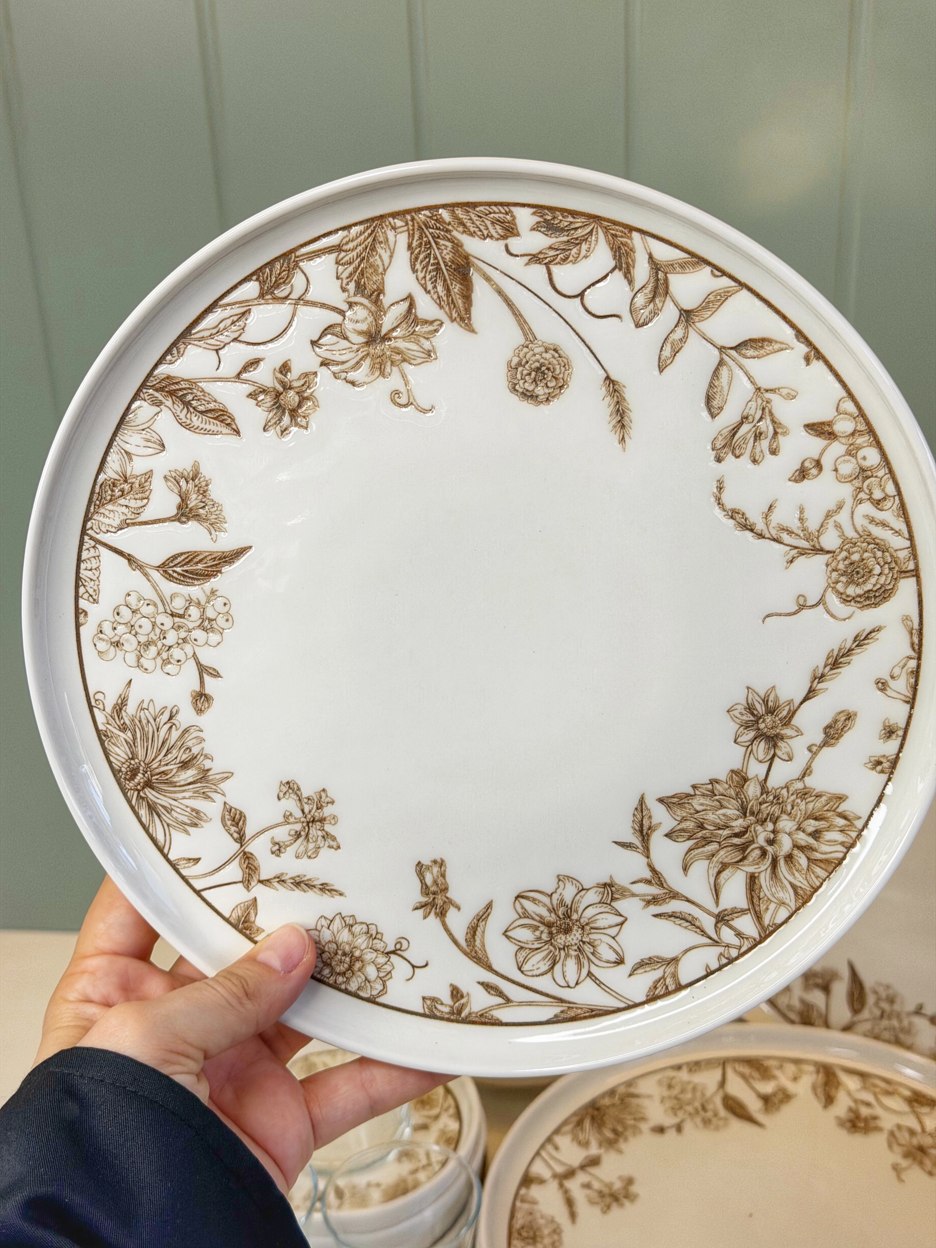 Adven 29 Parça 6 Kişilik Porselen Kahvaltı Takımı