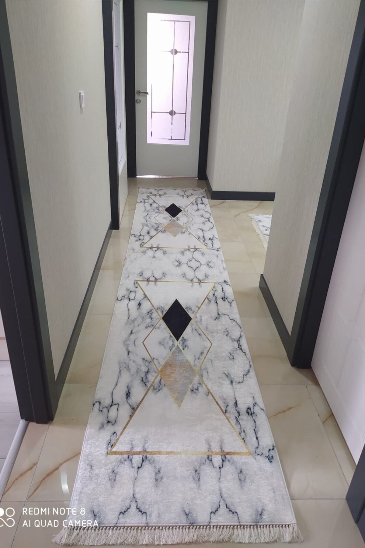 Beyaz Gold Halı Gold Salon Halısı Yatak Odası Halısı Yolluk Makinede Yıkanabilir Halı