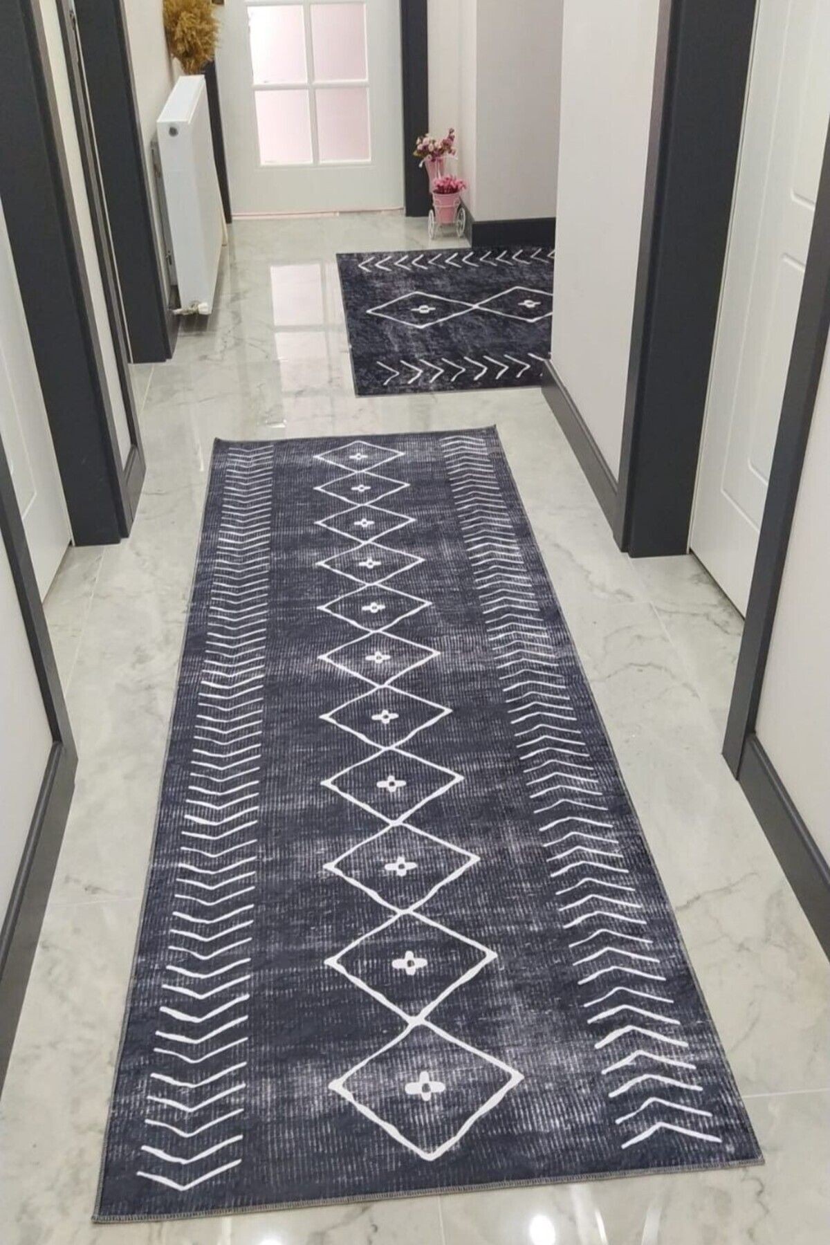 Gri Yolluk Hol Antre Halısı Makinede Yıkanabilir Kaymaz Taban Halı