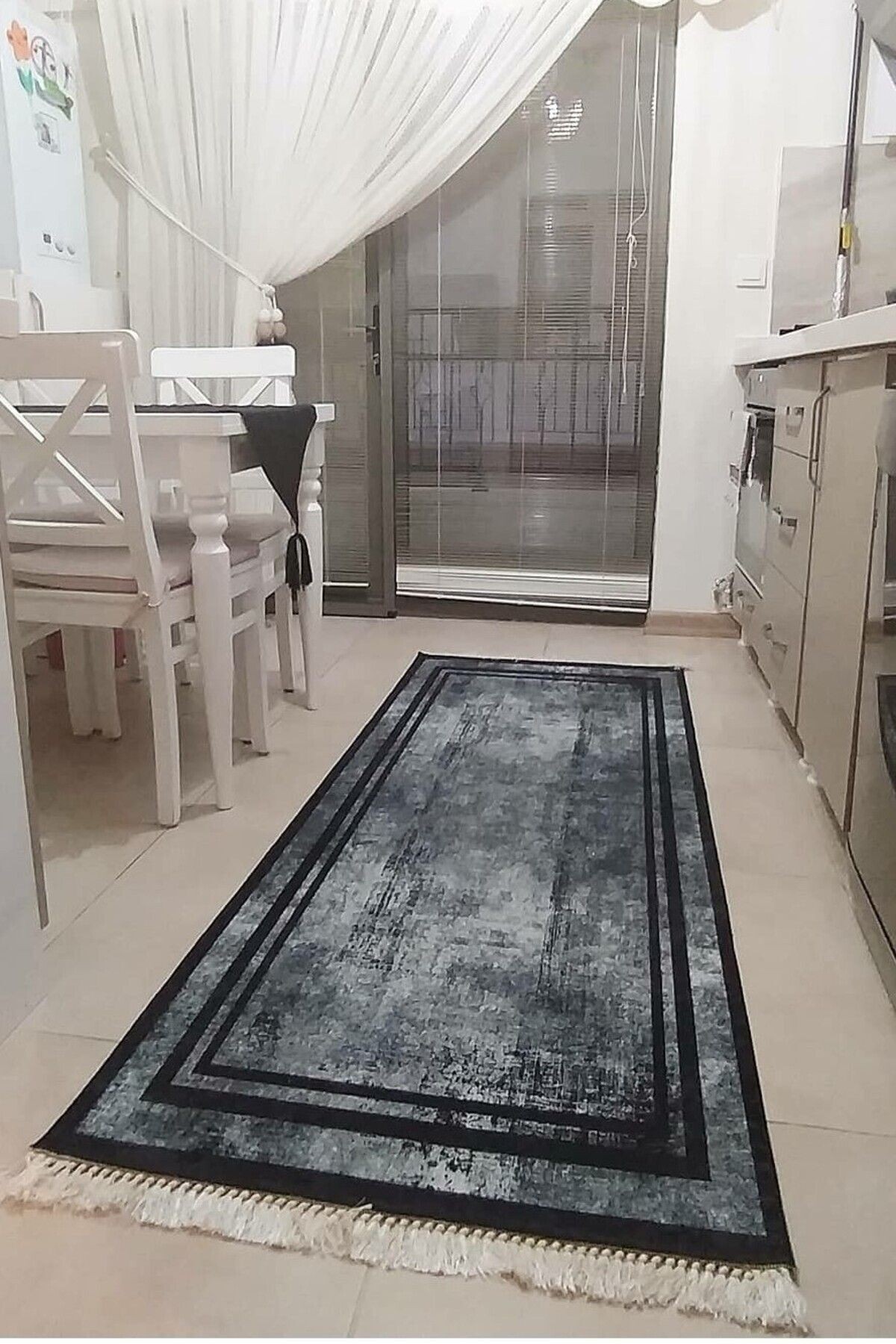 Gri Siyah Halı Mutfak Halısı Leke Tutmaz Makinede Yıkanabilir Kaymaz Taban Halı