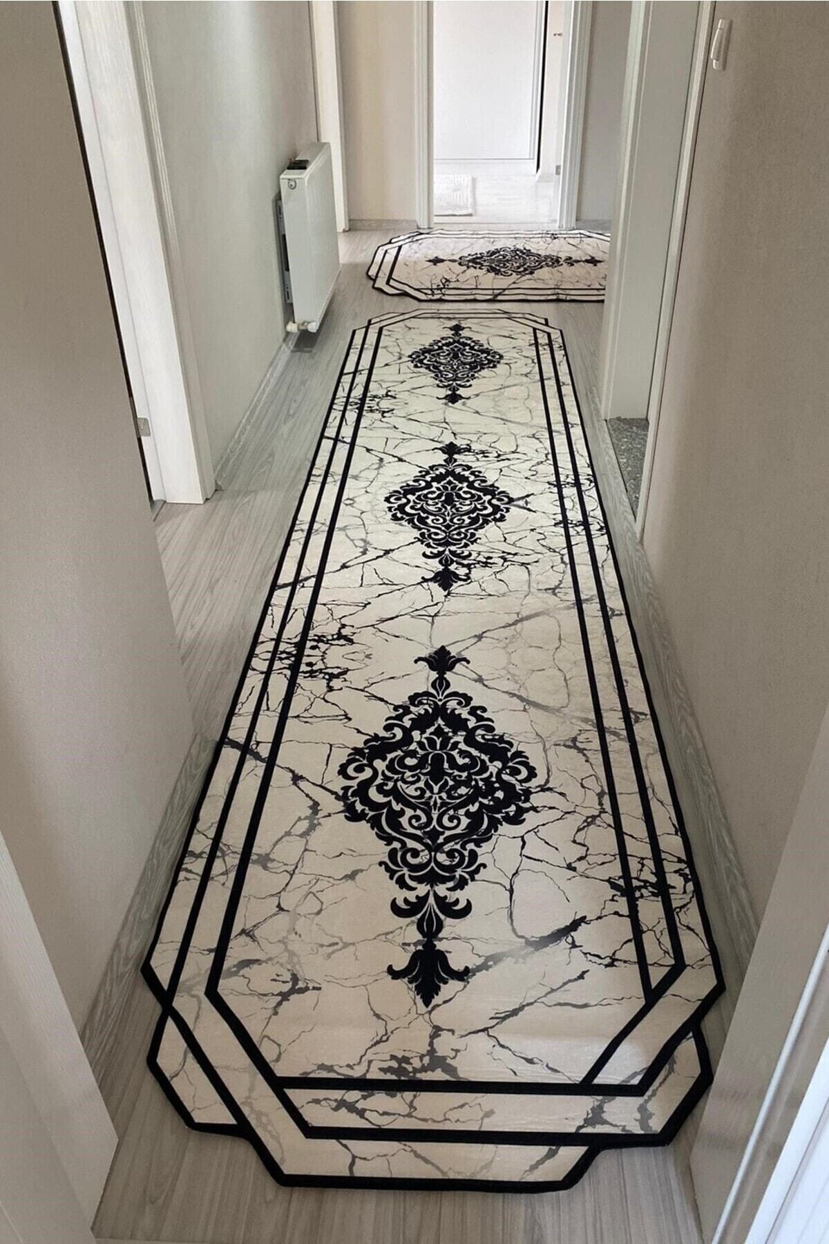 Makinede Yıkanabilir Kaymaz Taban Siyah Beyaz Halı