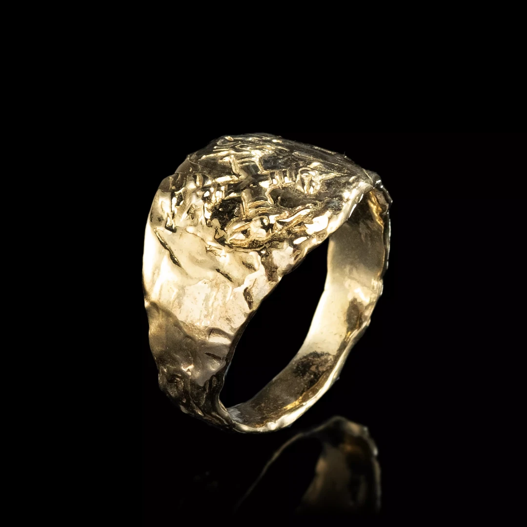 The Insignia Inspire Ring