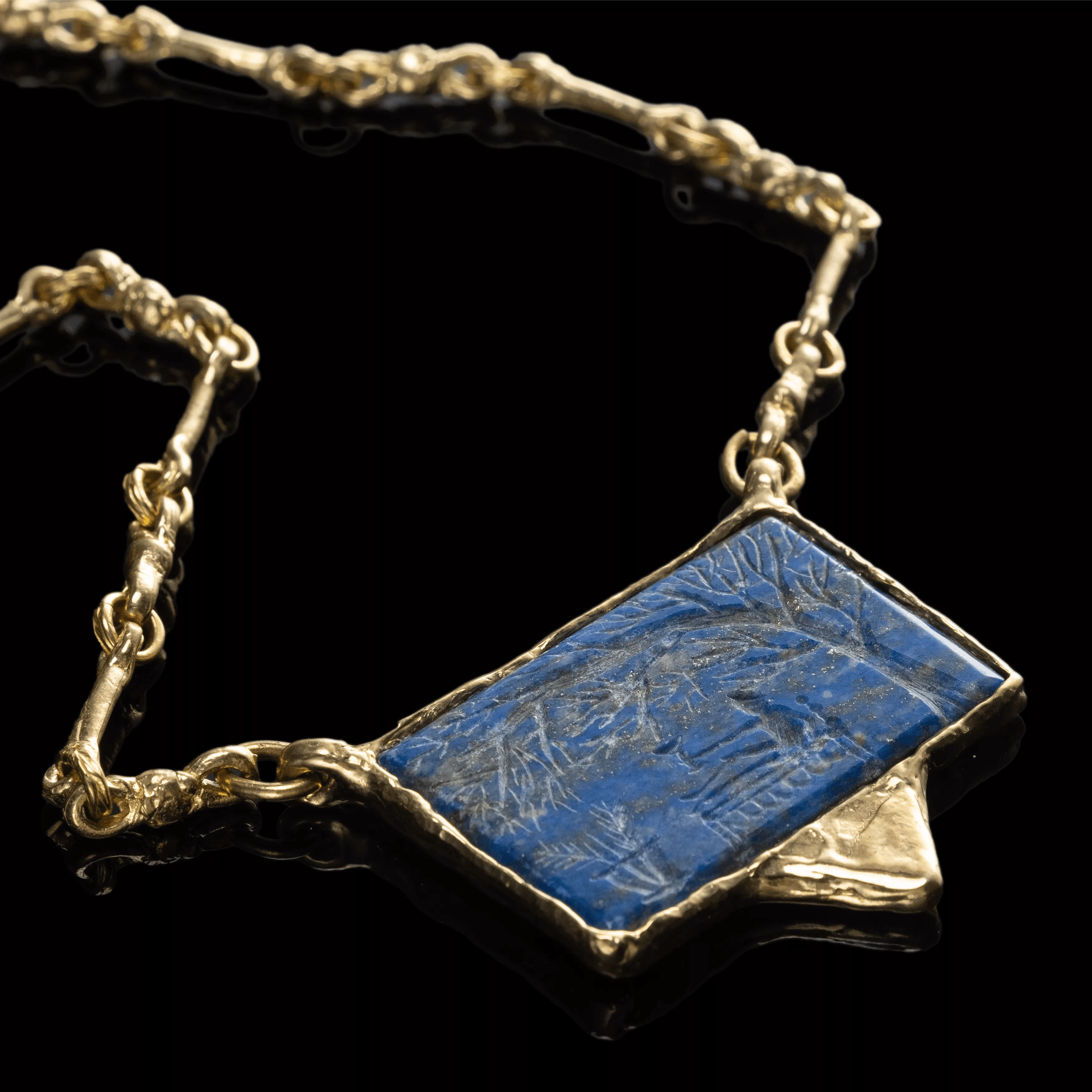 THE KING'S SOLACE NECKLACE