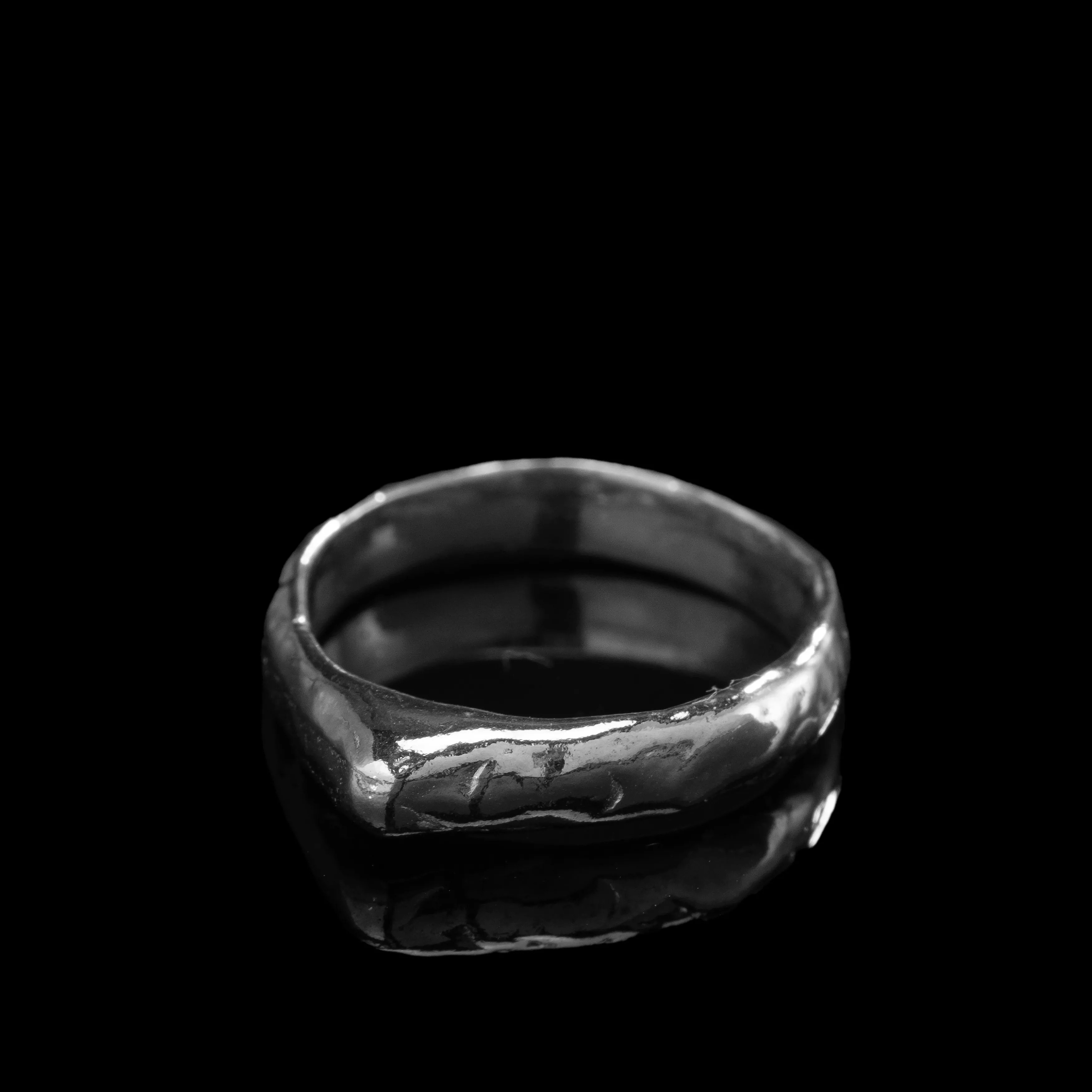 THE APEX RING