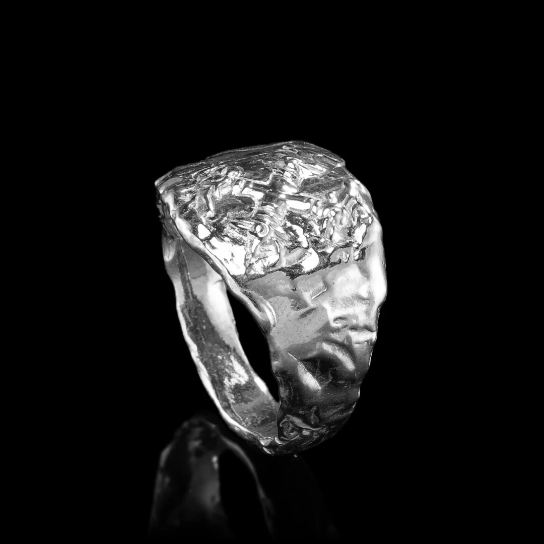 The Insignia Inspire Ring