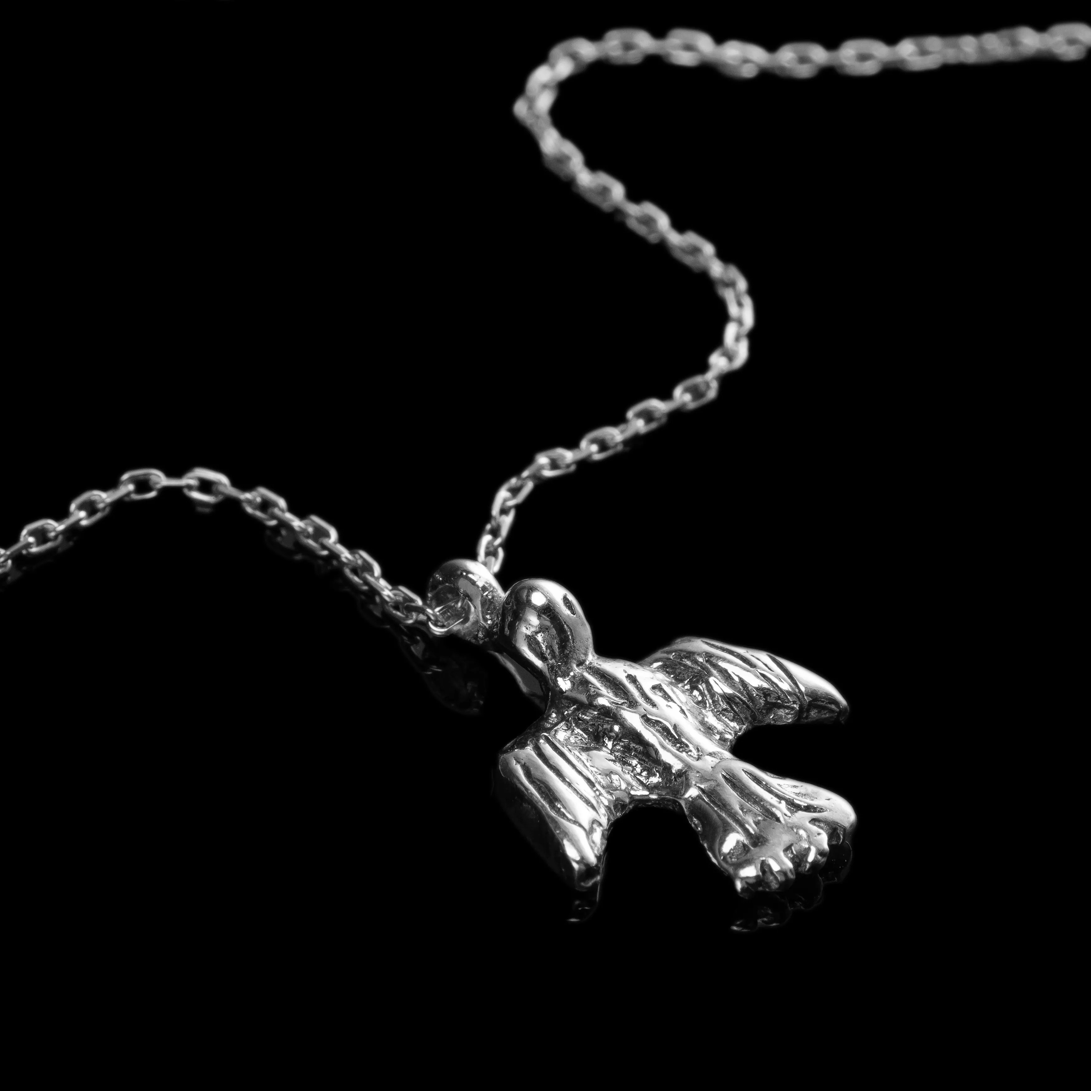 THE SWALLOW NECKLACE