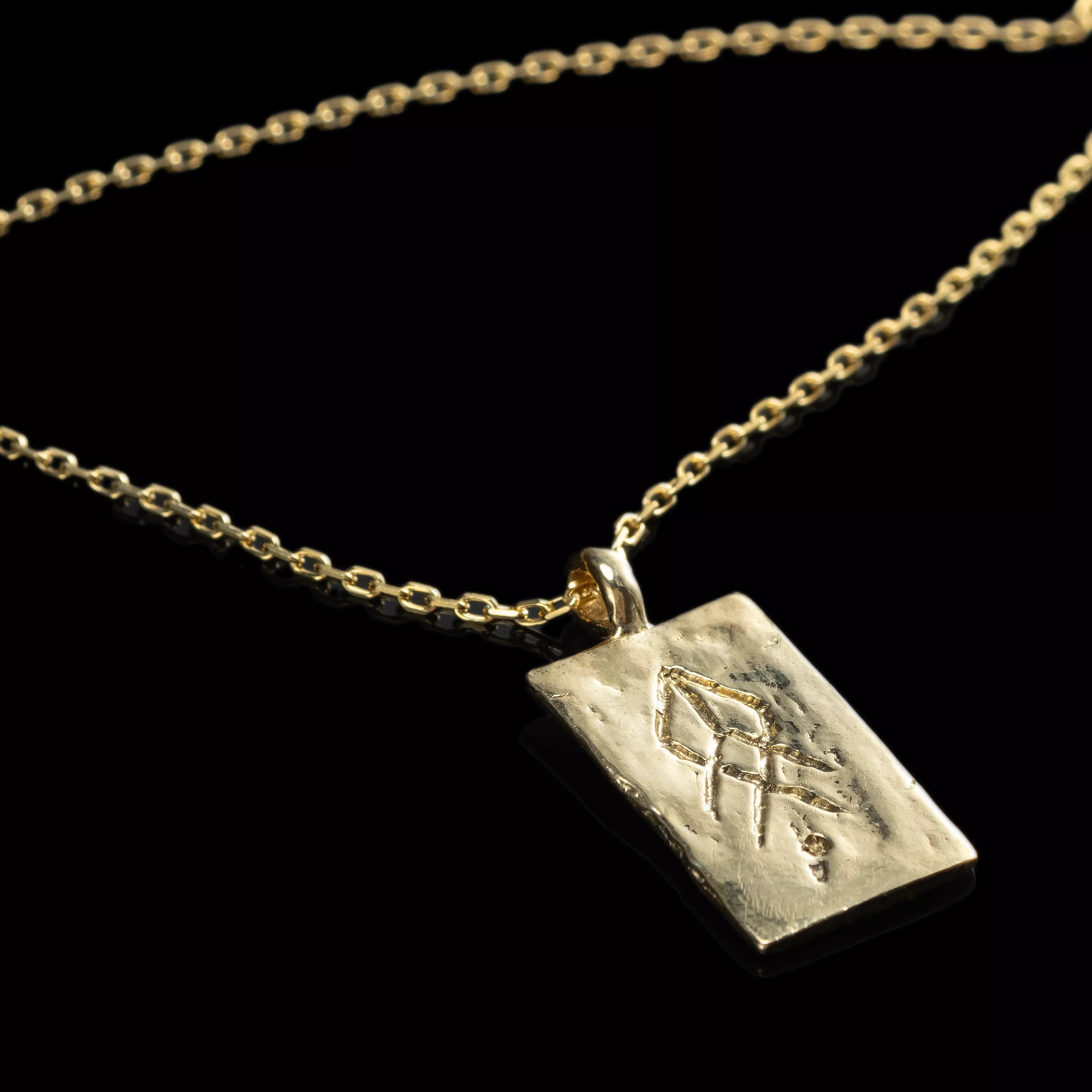 THE RUNE NECKLACE