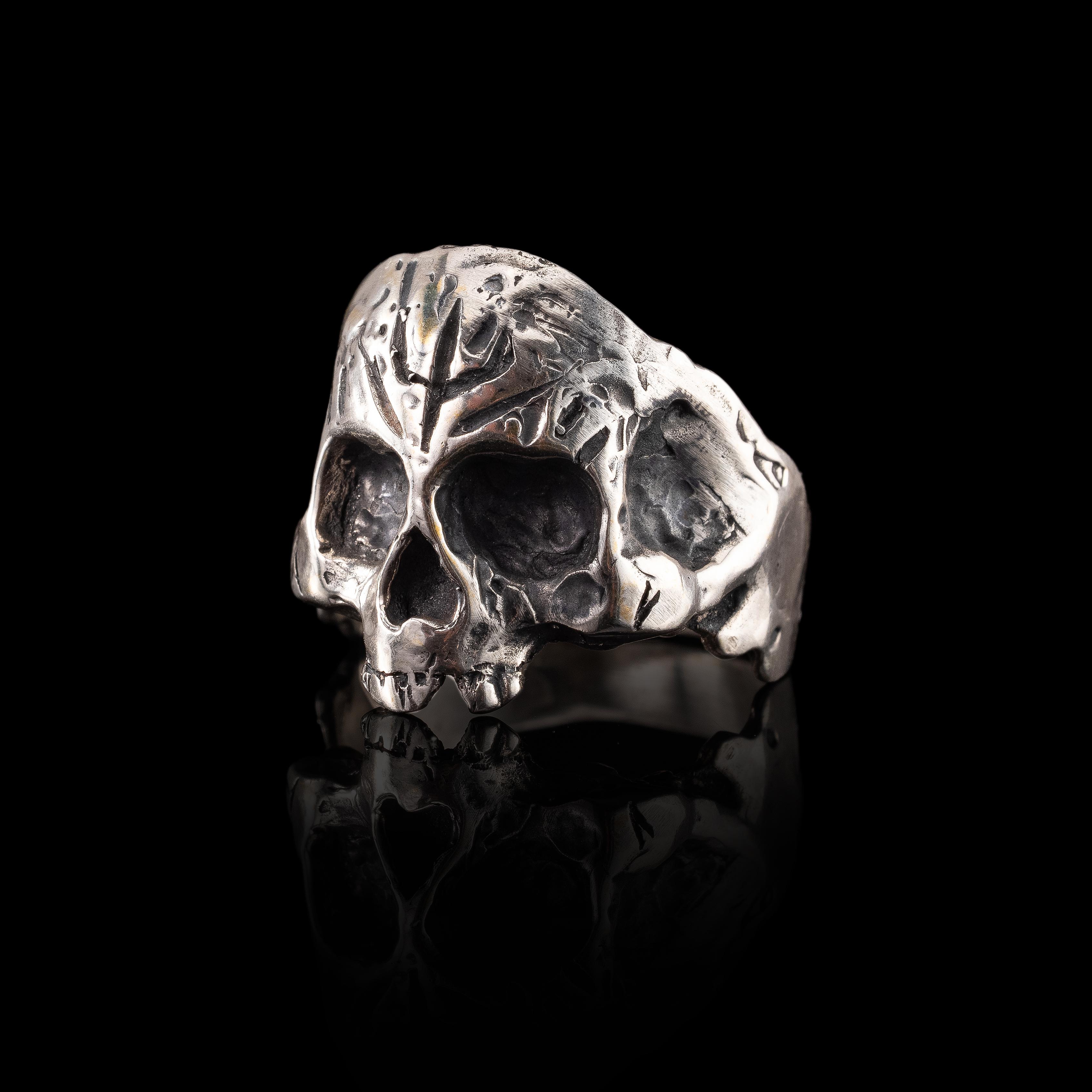 Gravecrown Ring