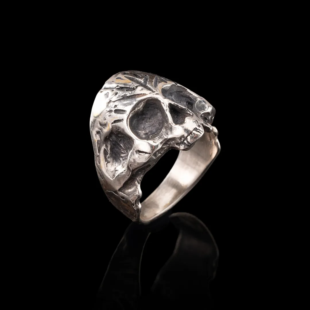 Gravecrown Ring
