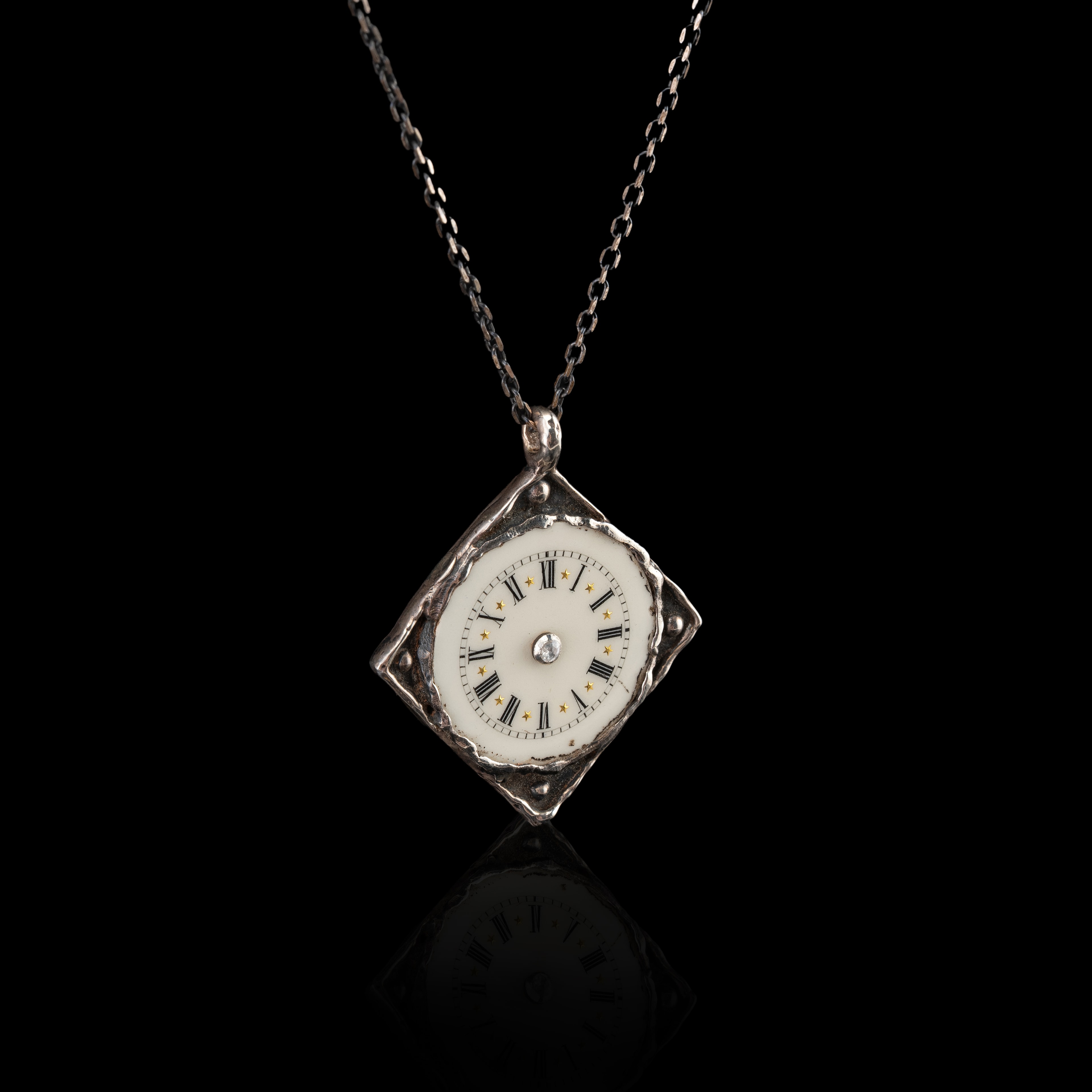 Kairos Necklace