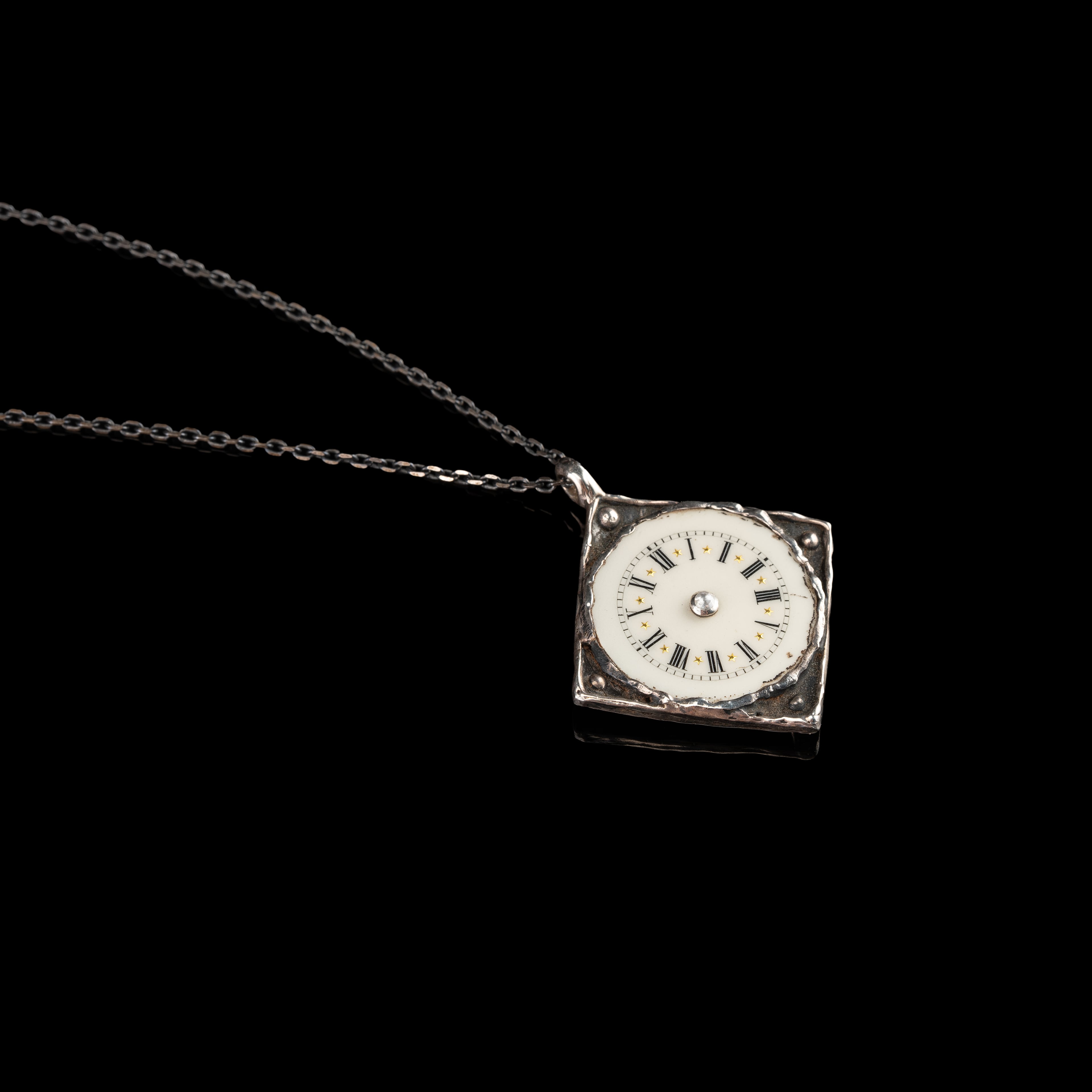 Kairos Necklace
