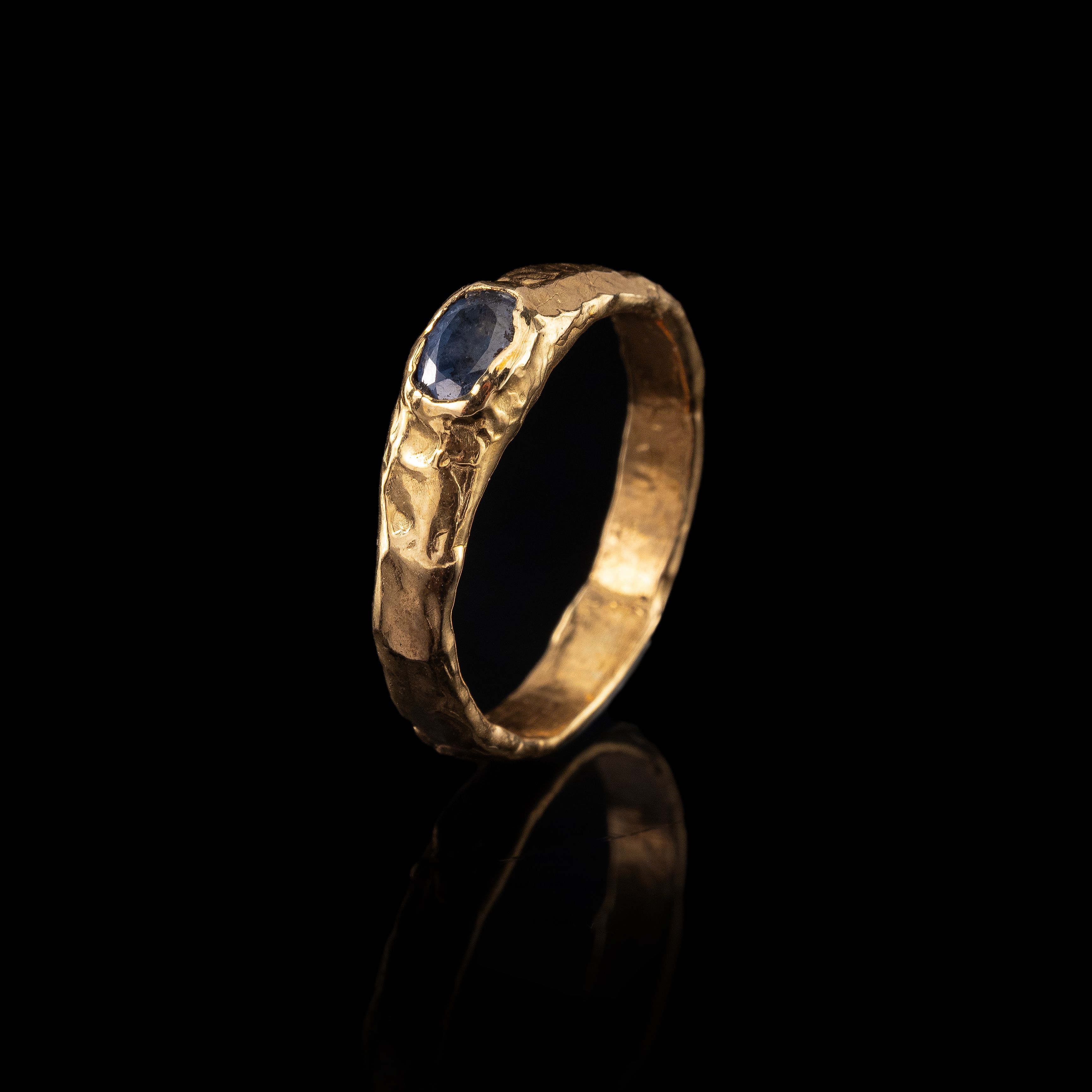 Aurelith Ring