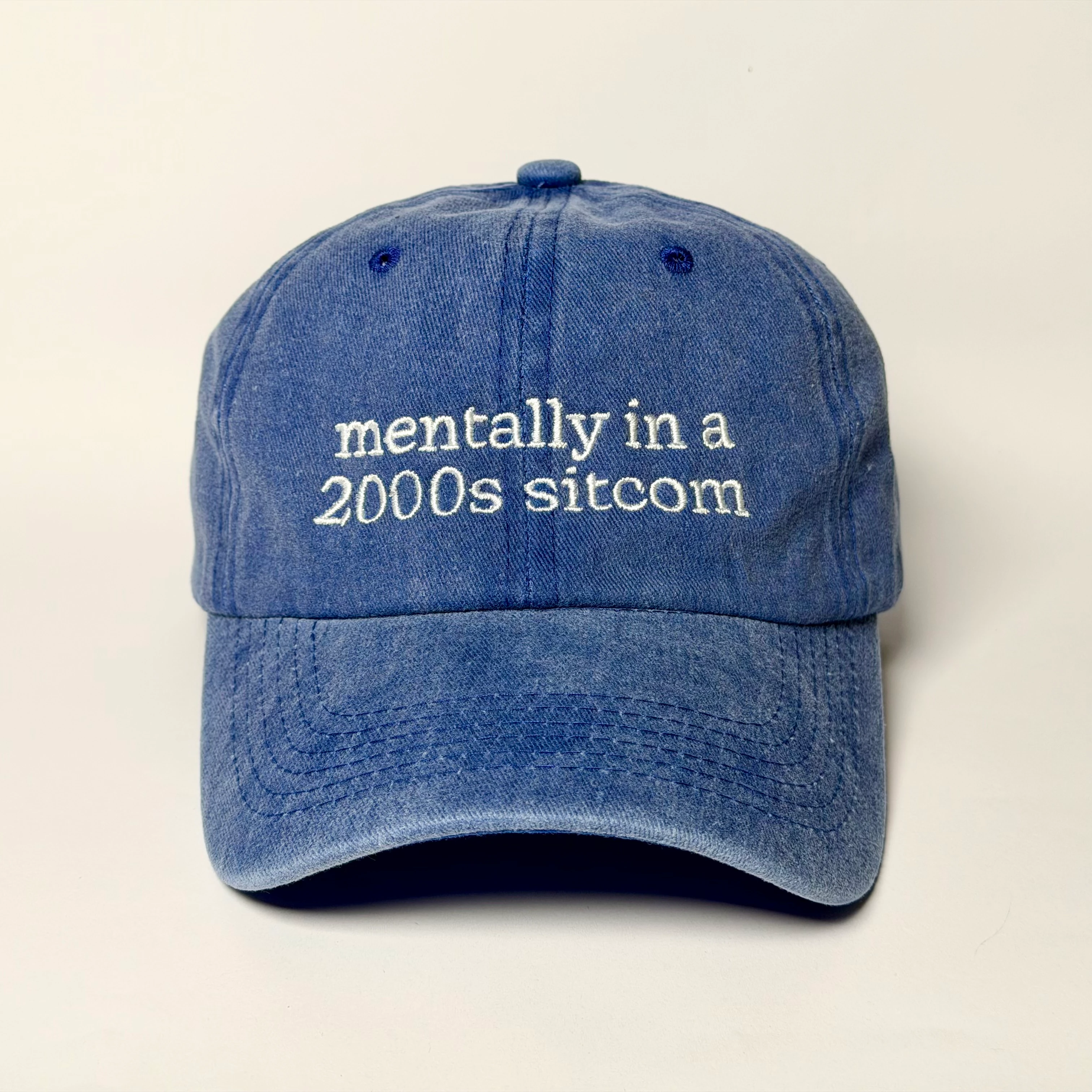 mentally in a 2000s sitcom şapka - mavi