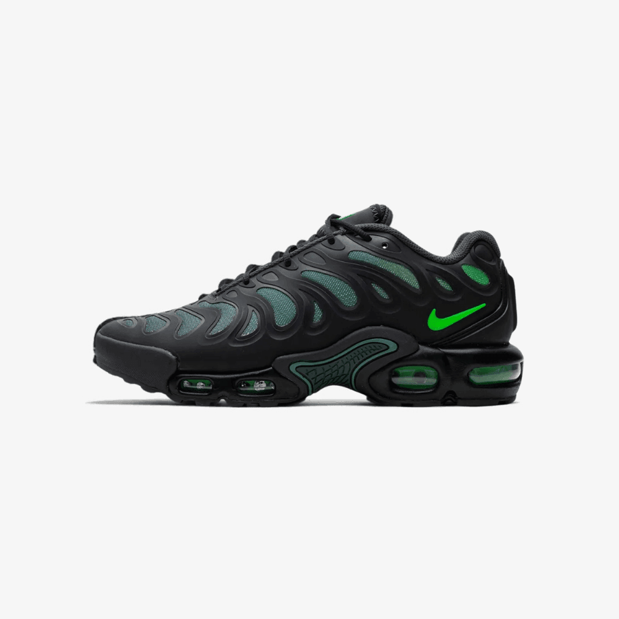 Nike Air Max Plus "TN" Triple Black - Drift Volt