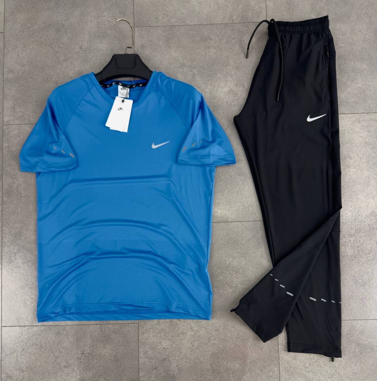 Nike Sportswear Premium Summer Set - Mavi / Siyah