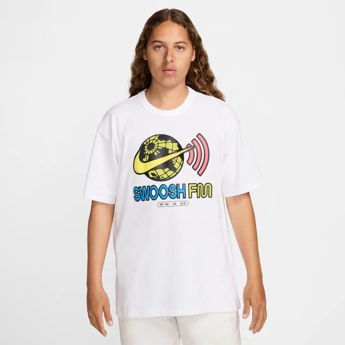 Sportswear Swoosh FM T-shirt