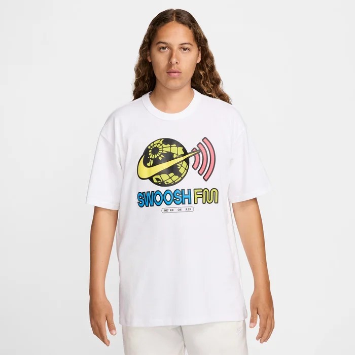 Nike Sportswear Swoosh FM T-shirt