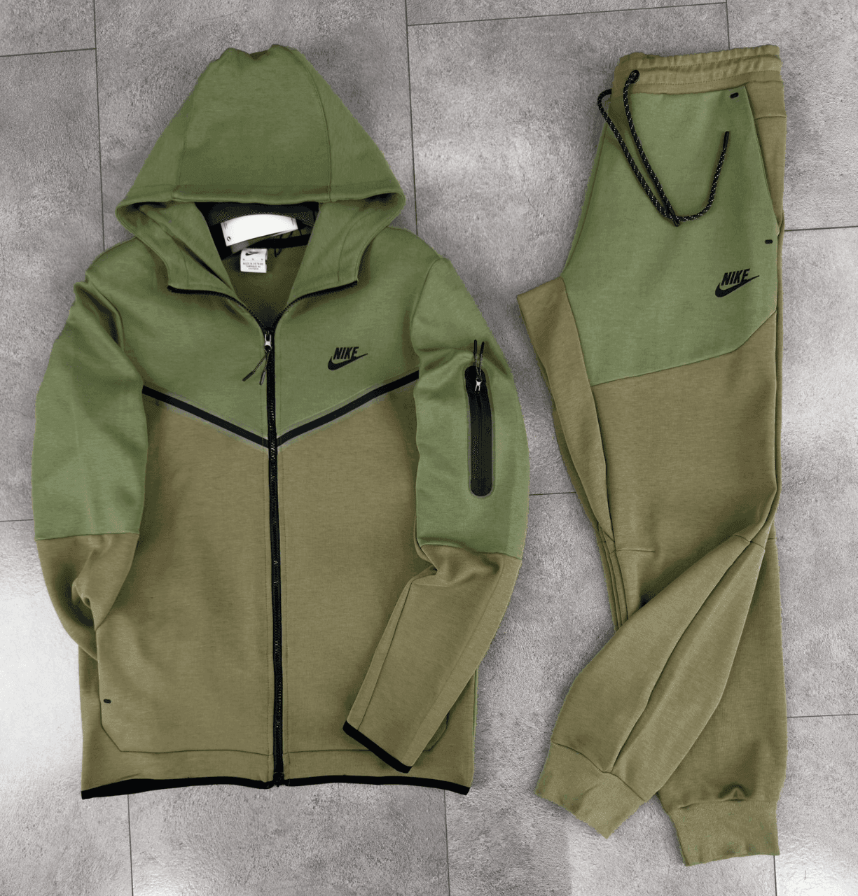 Tech Fleece SS'23 Tracksuit