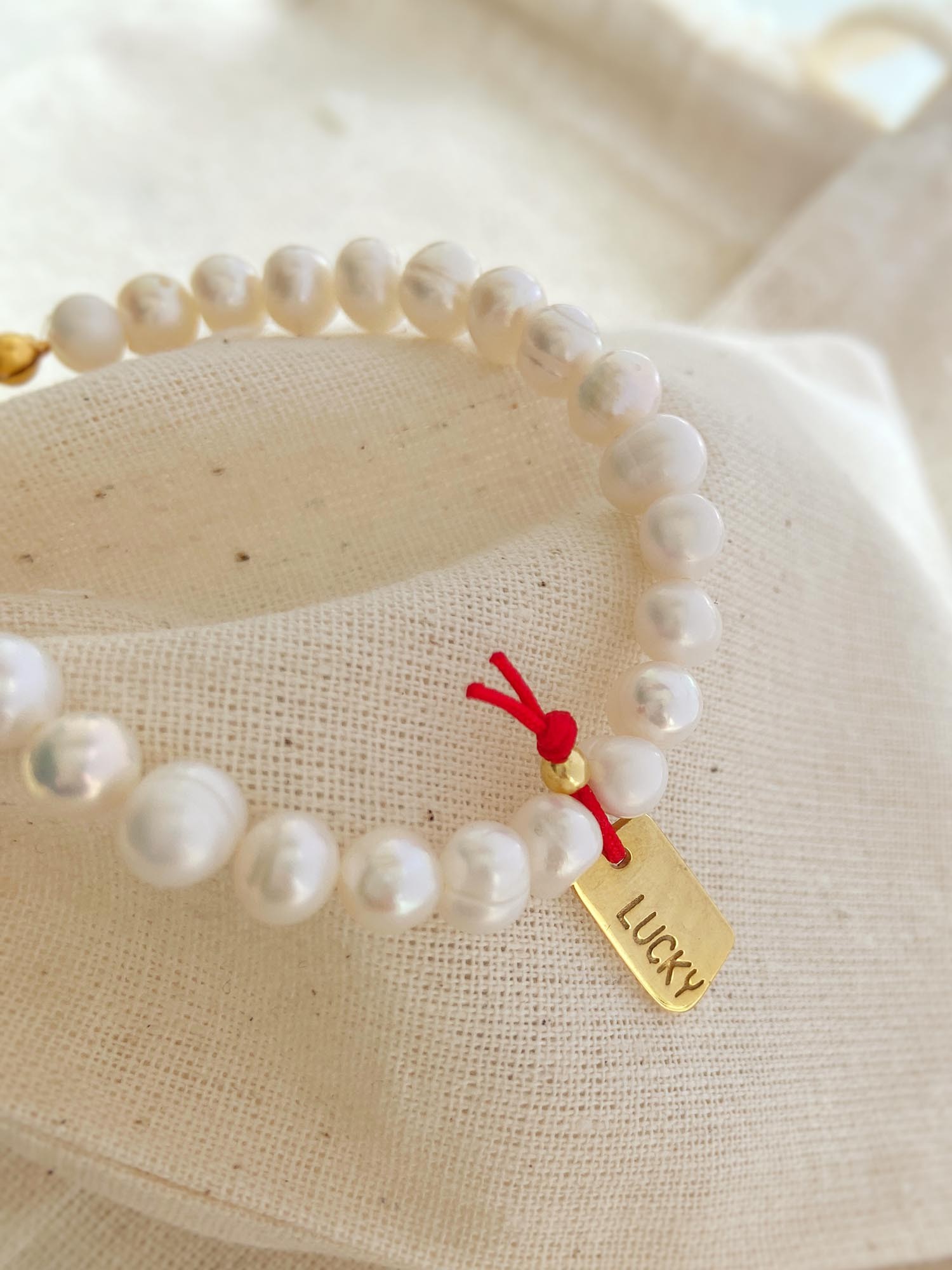 Lucky Plakalı Doğal İnci Bileklik | 925 Ayar Gümüş