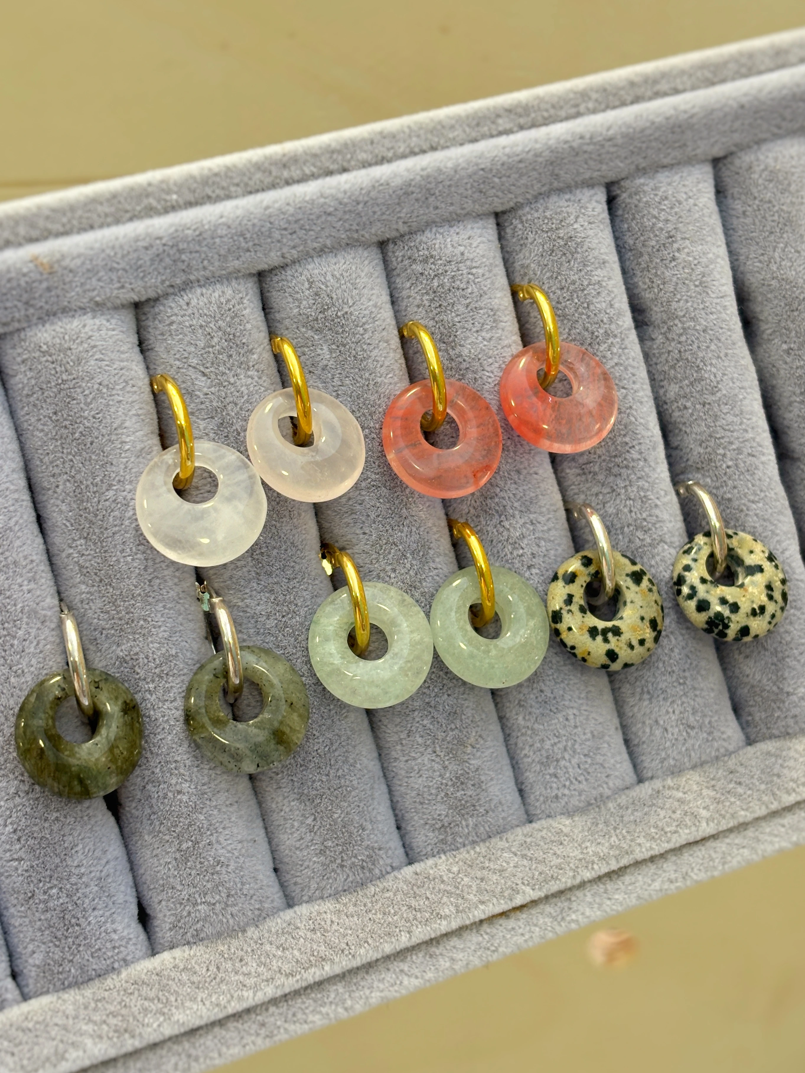 Çilek Kuvars Doğal Taş Minimal Halka Küpe | 925 Ayar Gümüş