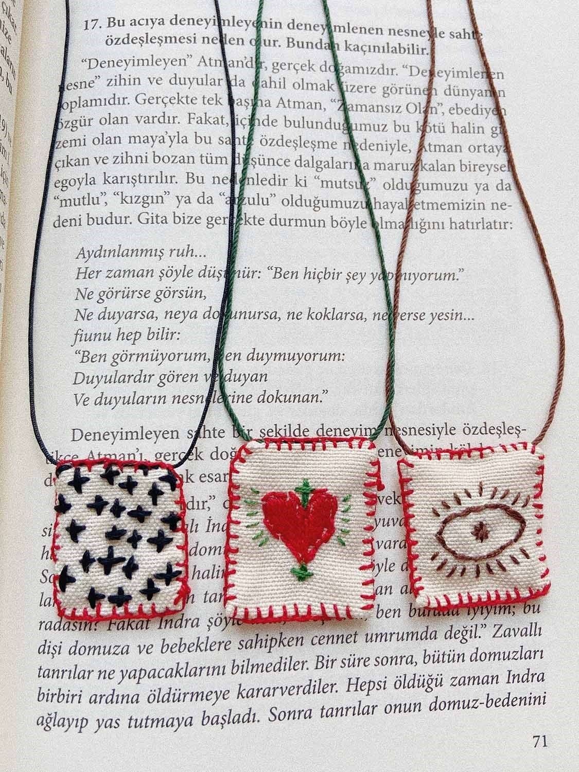 Kahverengi Göz Amulet Kolye