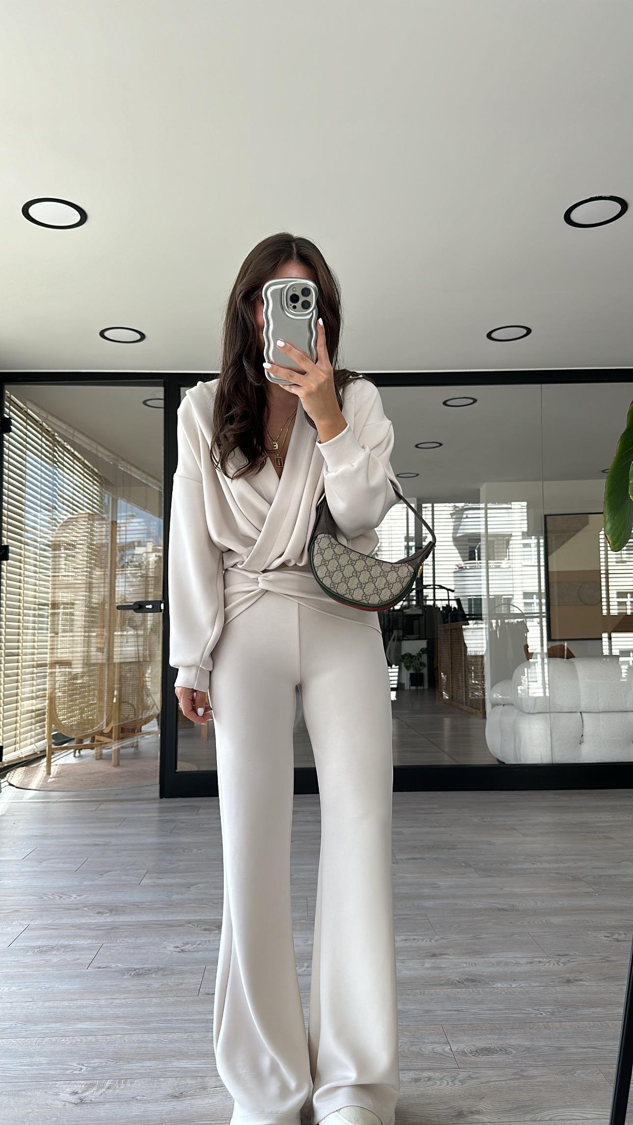 Modal Kumaş Kruvaze Üst-Detaylı Pantolon Takımı - Bej