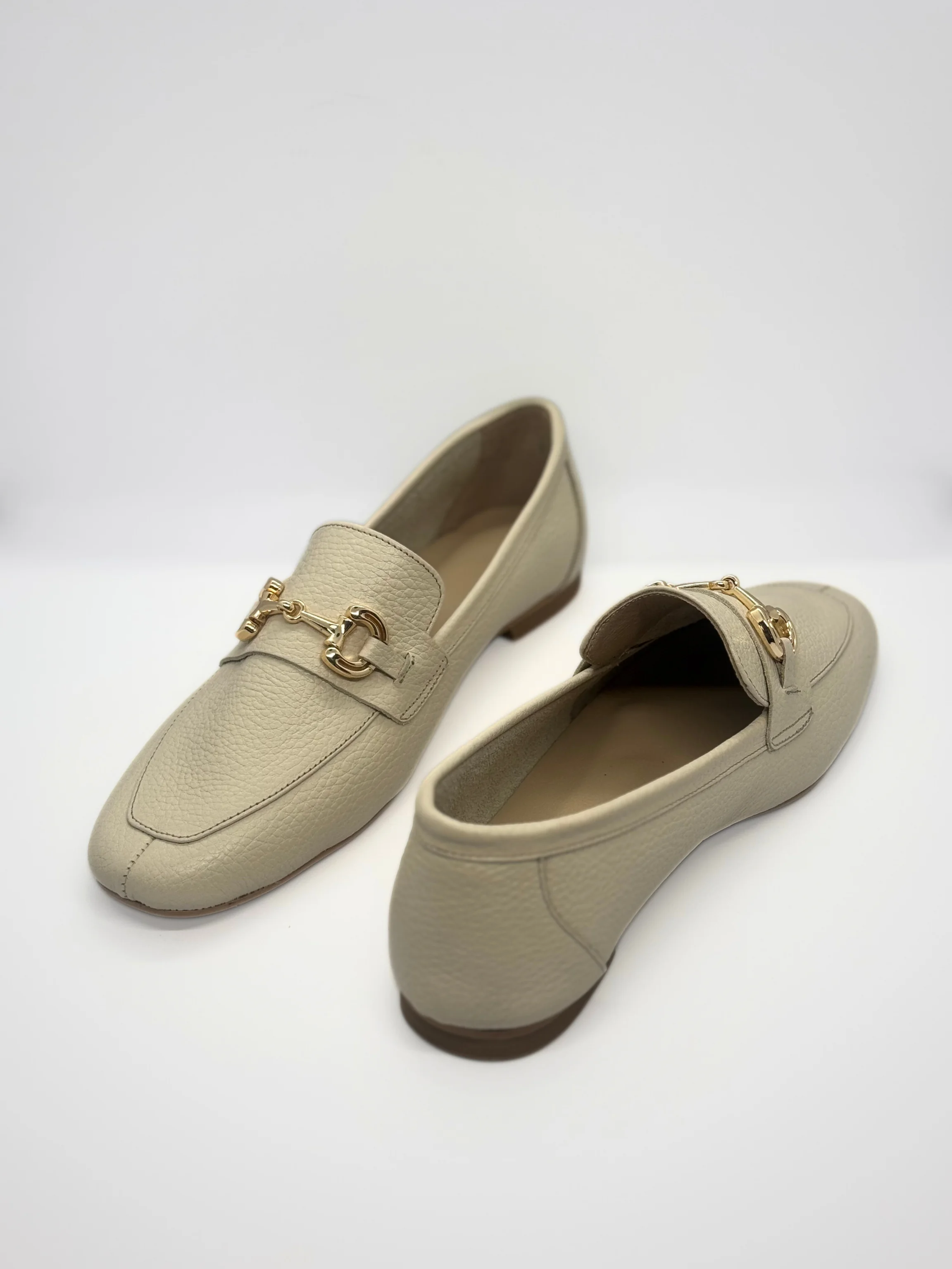 More Gerçek Deri Tokalı Loafer