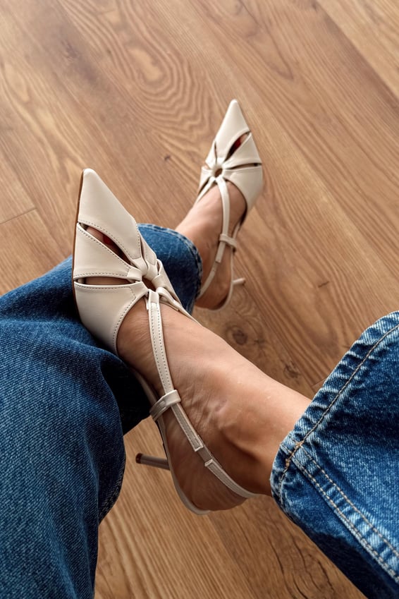 Cecilio Pencere Detaylı Stiletto