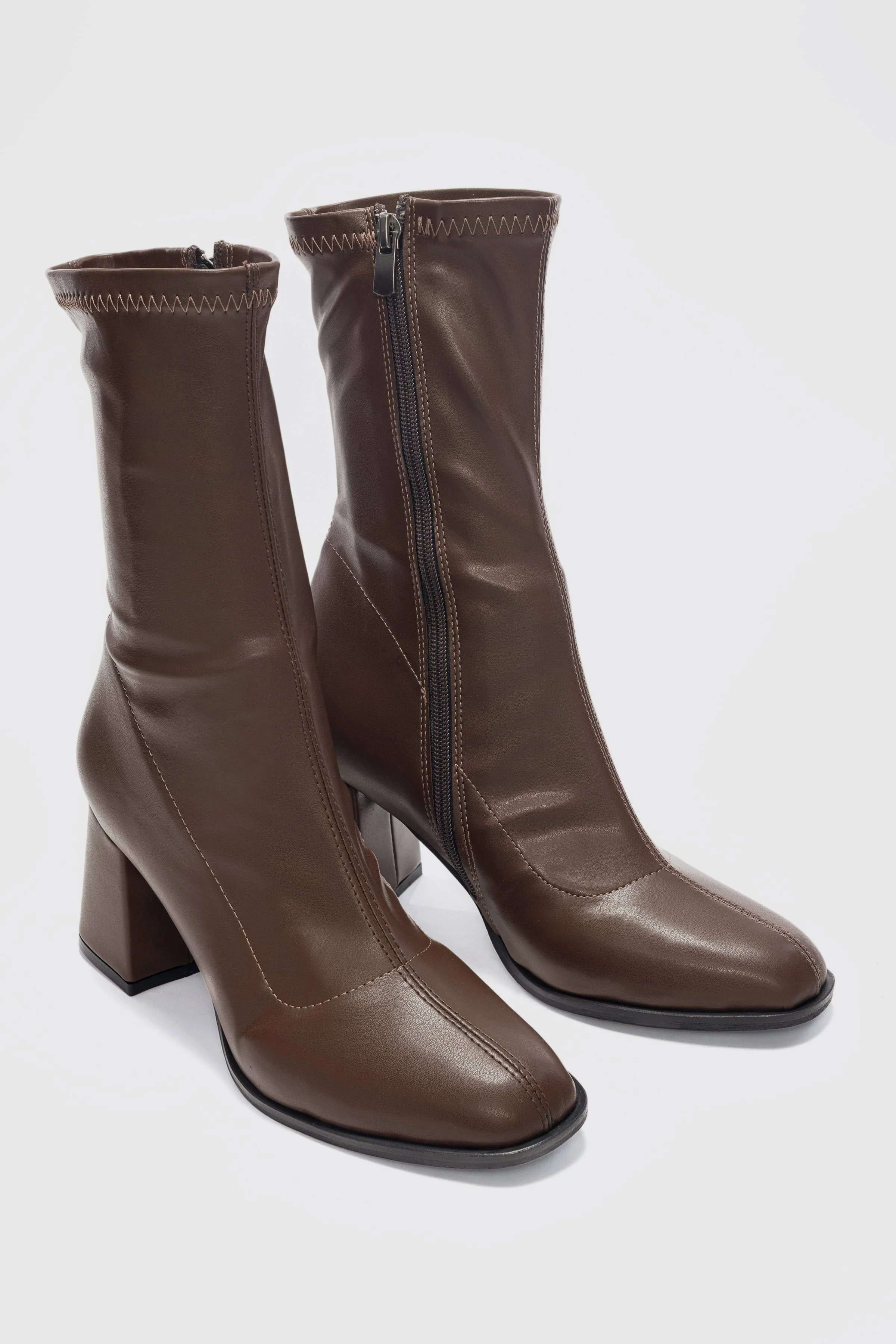 Pear Yuvarlak Burun Streç Bot - Kahverengi