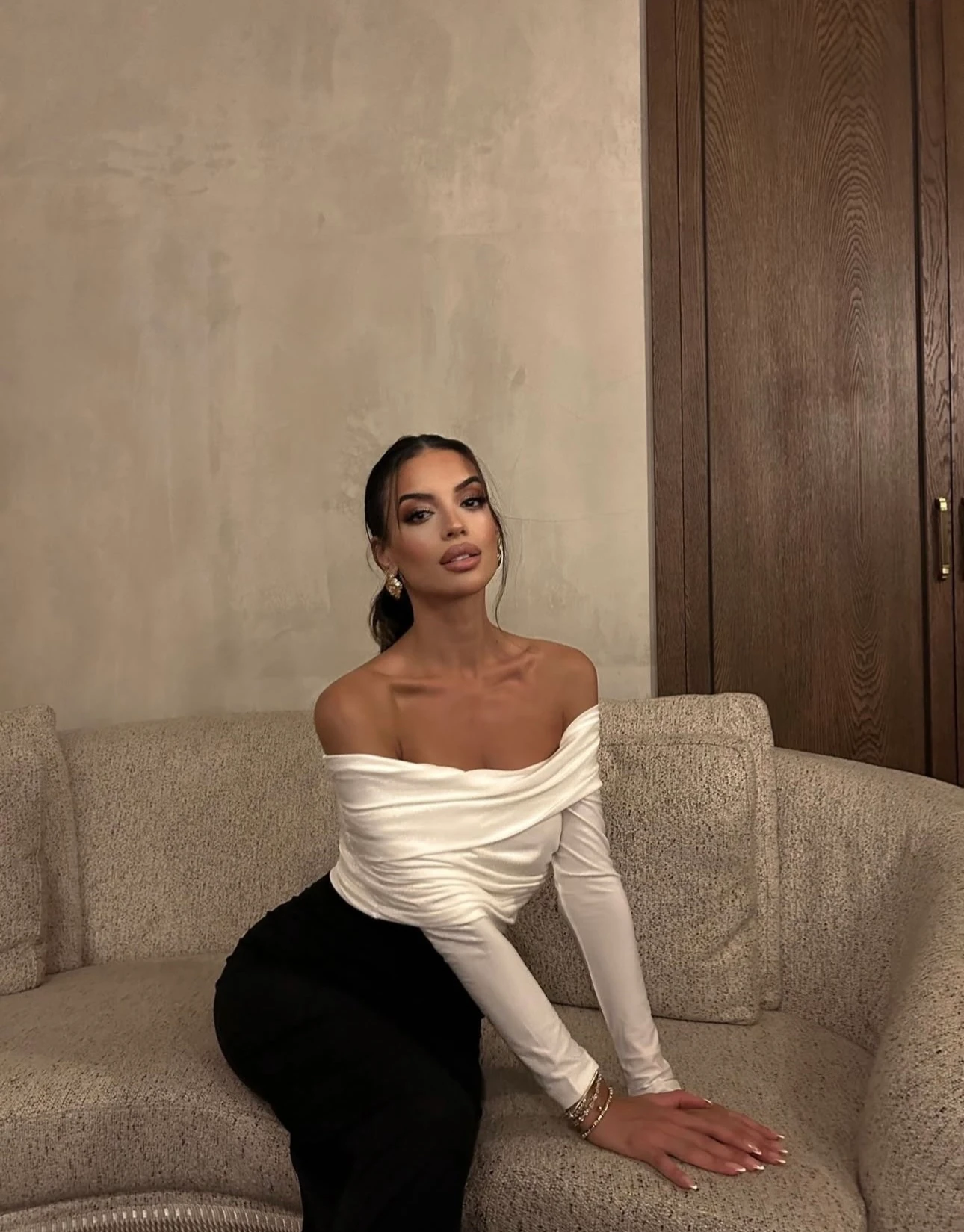 Off Shoulder Drapeli Siyah-Beyaz Maxi Elbise