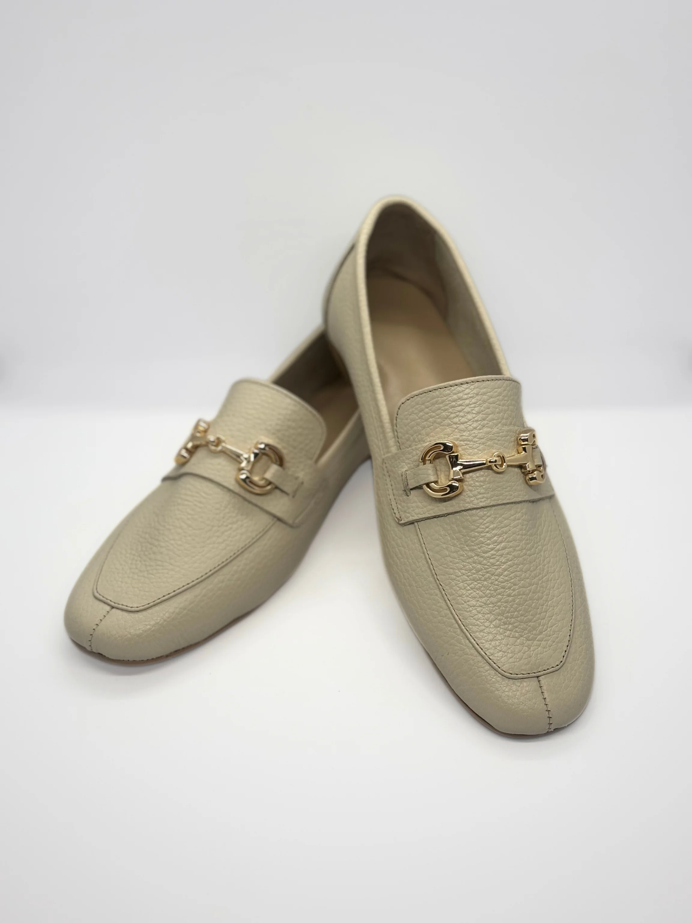 More Gerçek Deri Tokalı Loafer