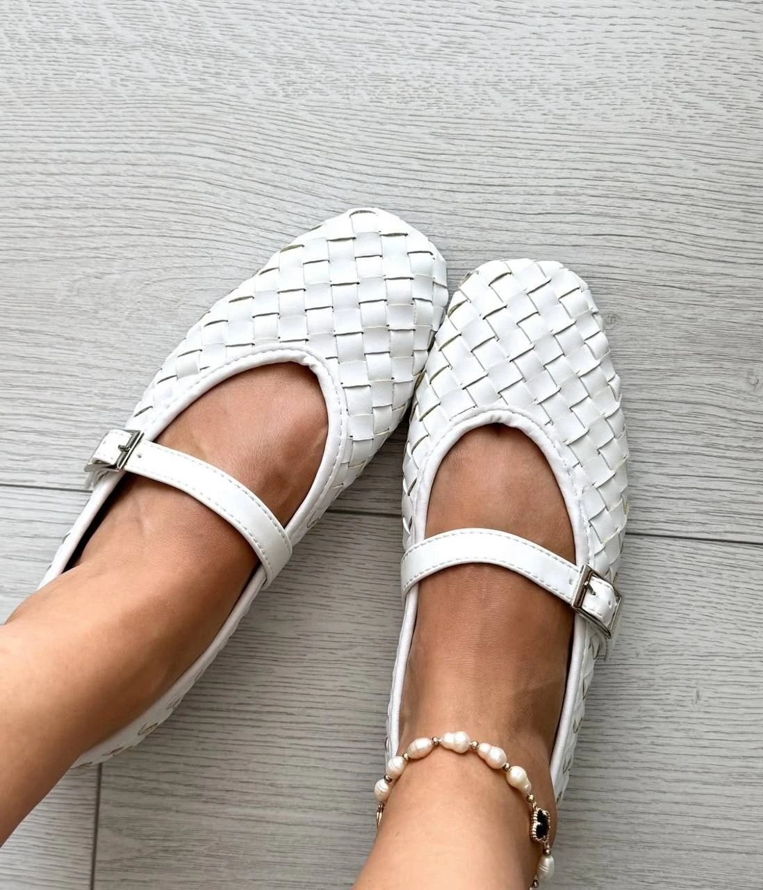 Brian Örgü Detaylı Tokalı Babet - Beyaz