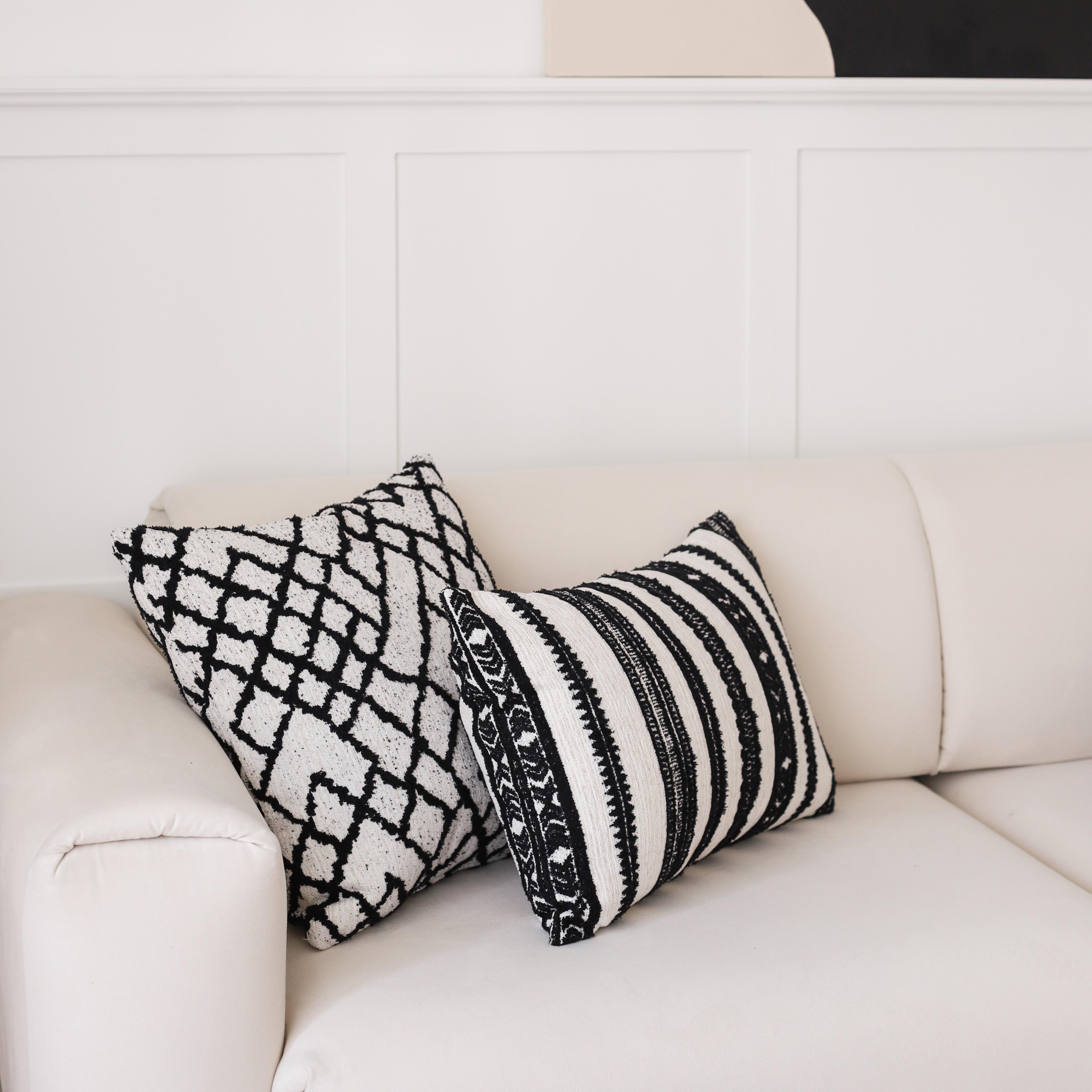 "Mitos" - Ethnic Striped Patterned 16x24 Inch Pillow - Black & White (Cover Only)