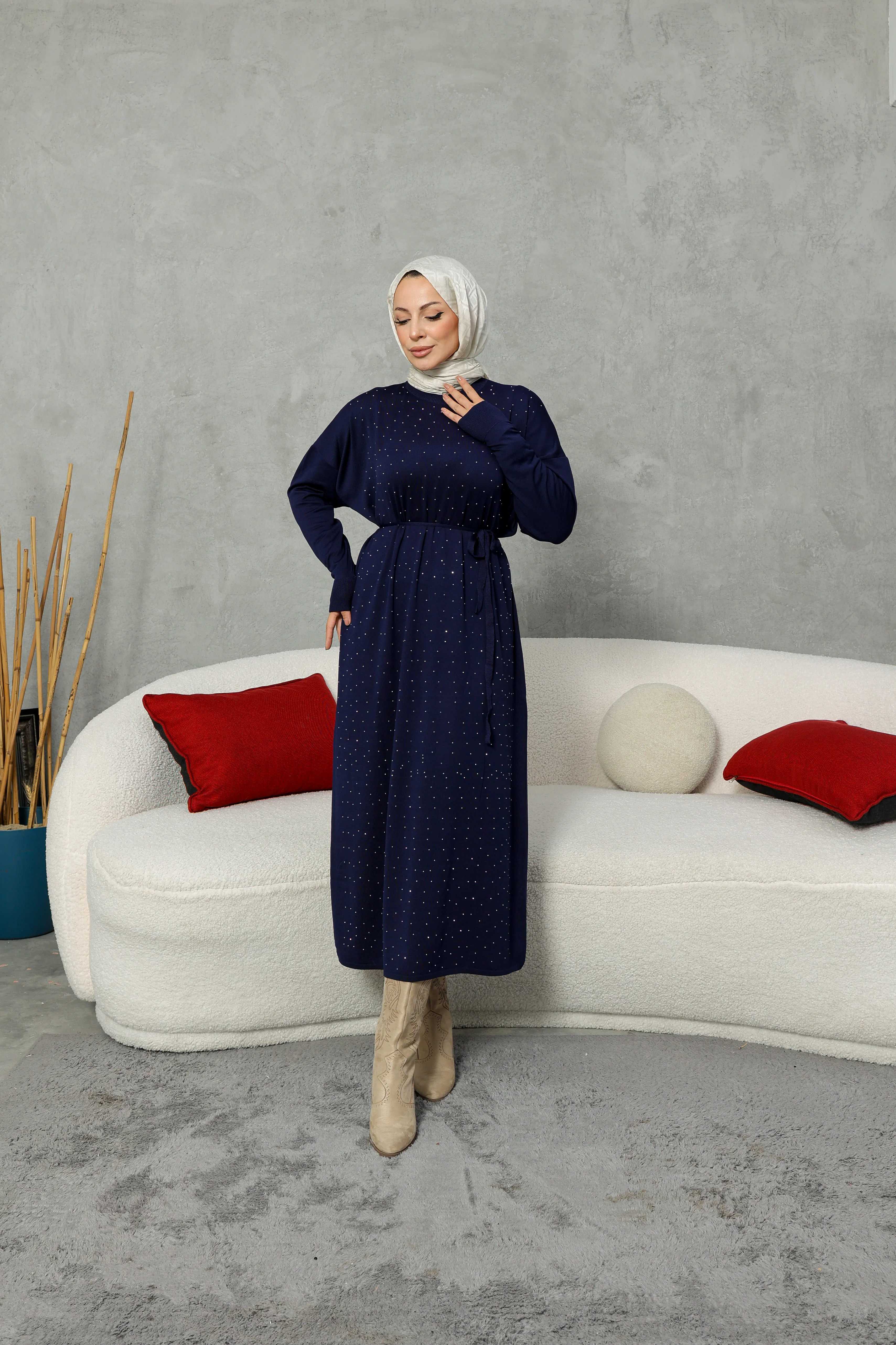 Taş Detaylı Kuşaklı Triko Elbise - lacivert