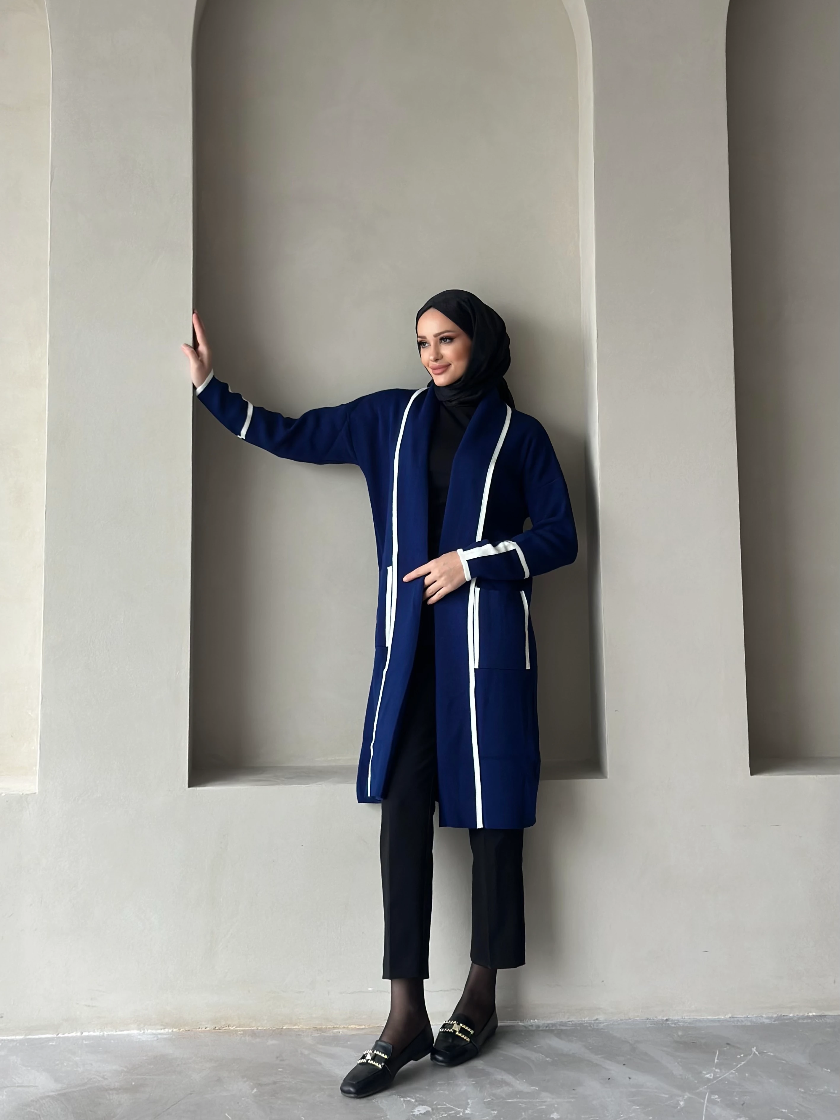 Kontrast Şerit Detaylı Uzun Hırka - lacivert