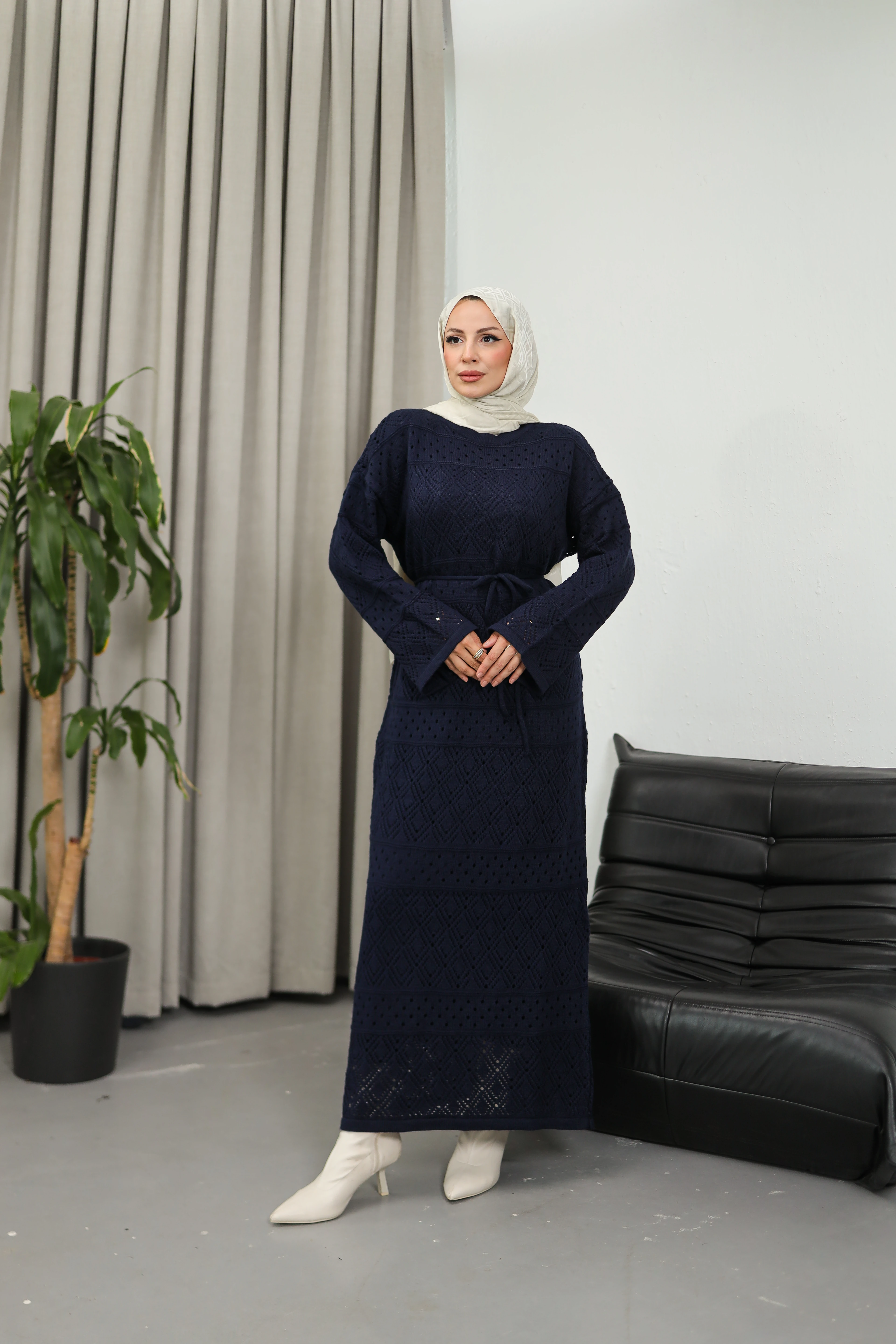 Ajurlu Kuşaklı Triko Elbise - lacivert