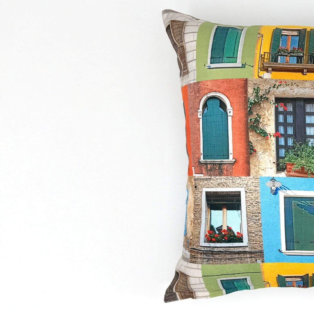 Colorful Corners - Dijital Baskılı Kırlent Kılıfı - Çok Renkli 45x45cm