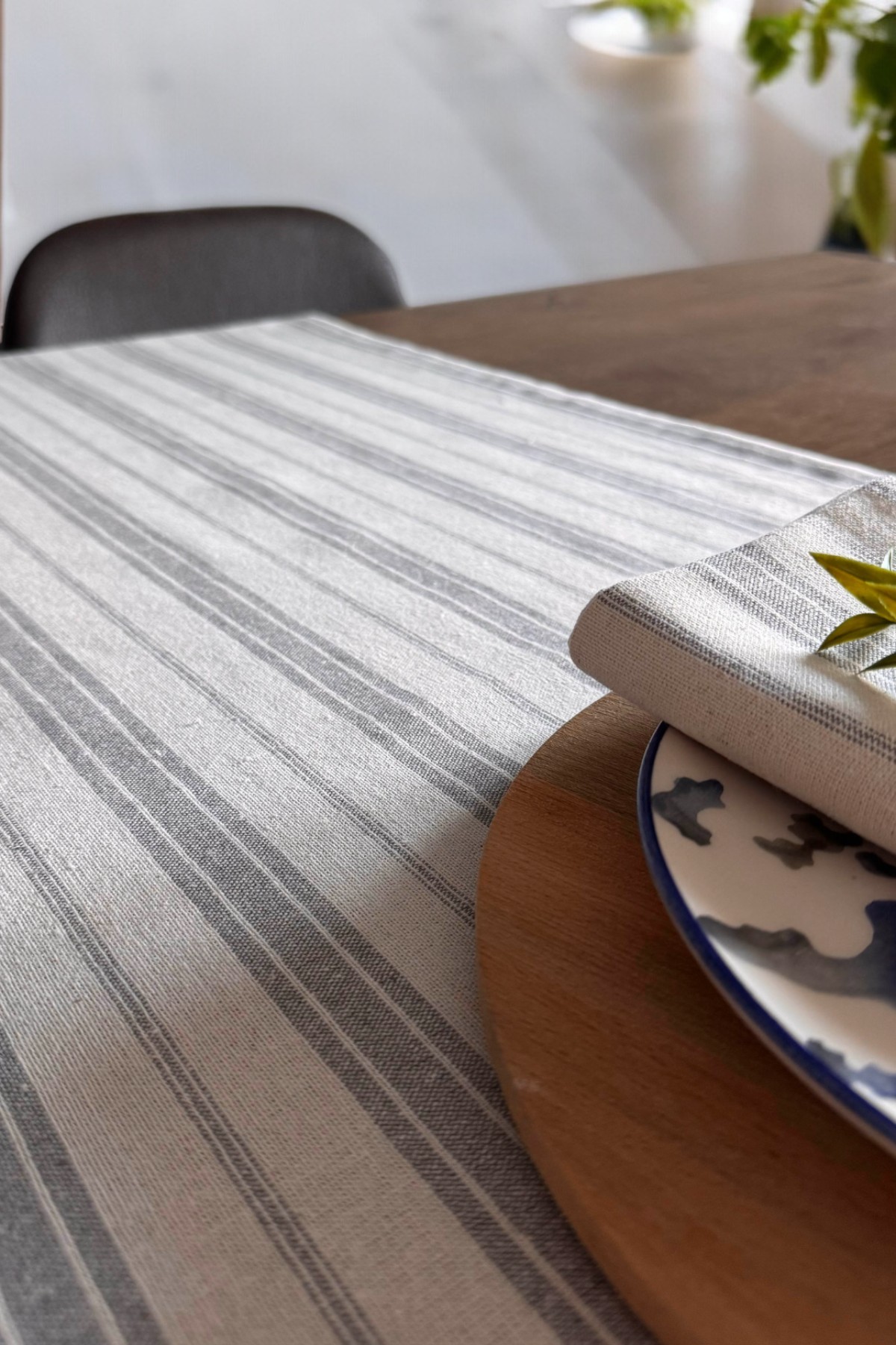 Gri Çizgili Bej Ham Keten Pamuk Dekoratif Runner Masa Örtüsü 130x45cm