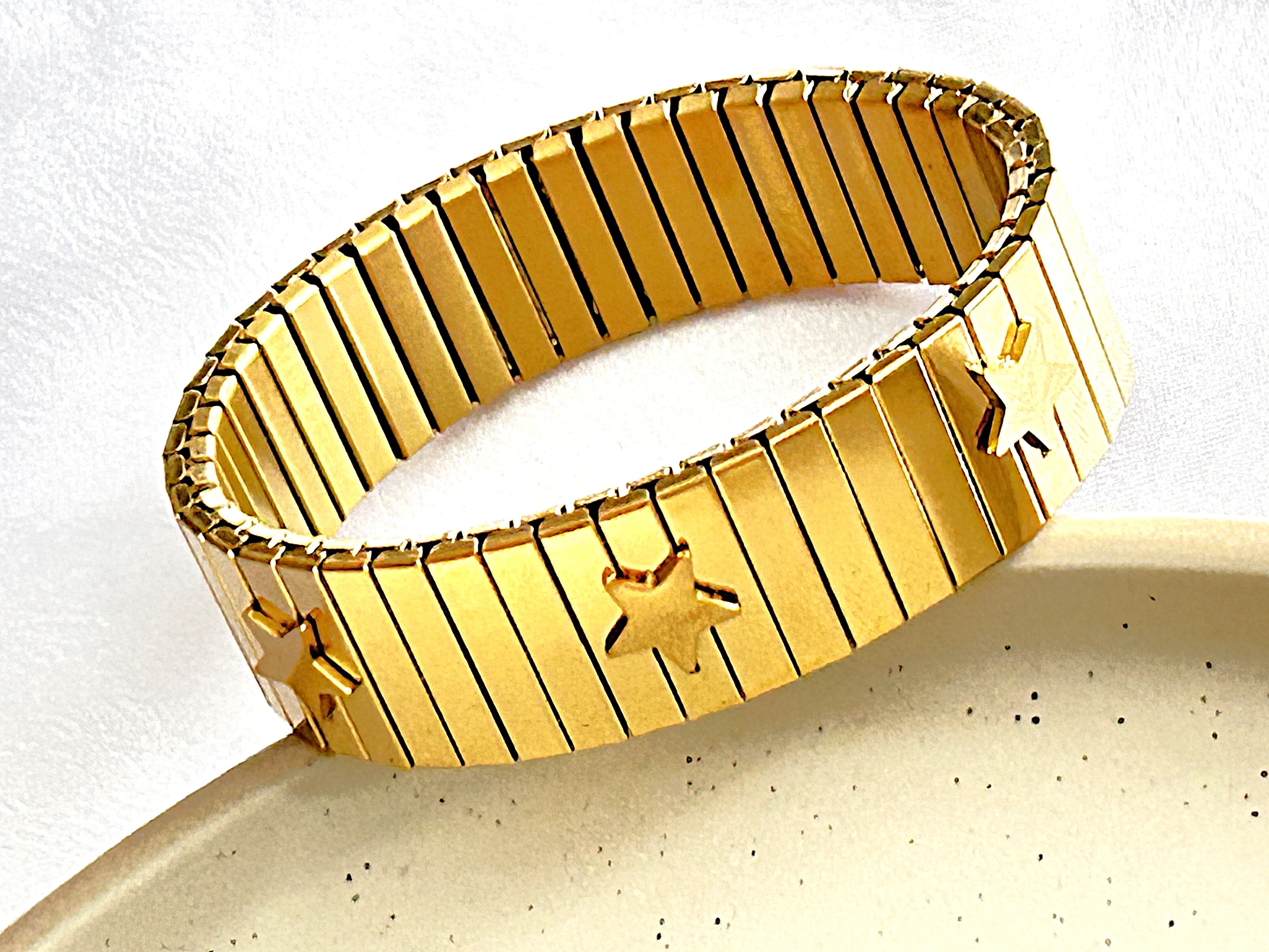 ATA İtalyan Style Yıldız Desenli Kelepçe Bileklik Gold Design