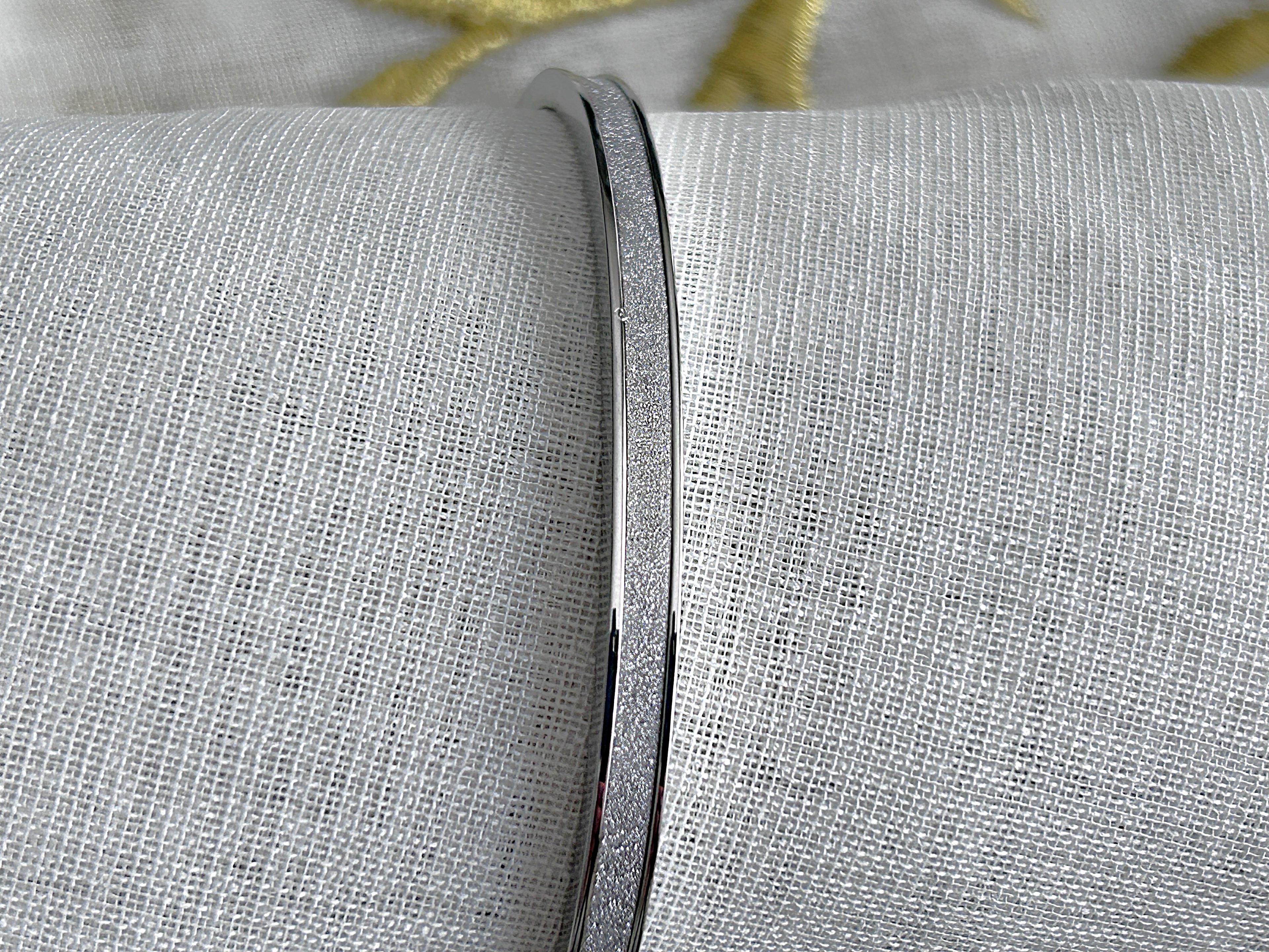 ATA Sim Detaylı İnce Kelepçe Bileklik Silver Design