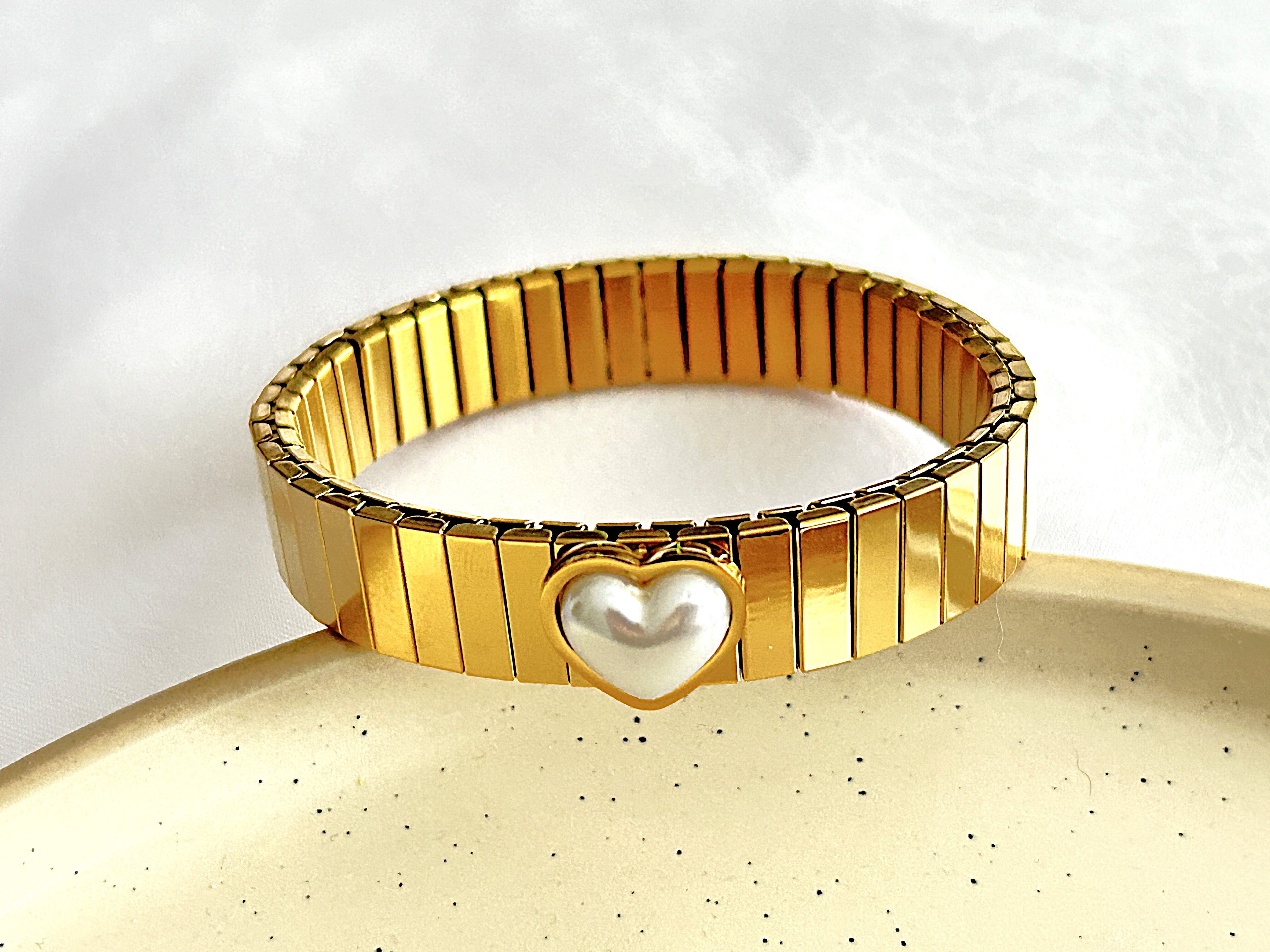 ATA İtalyan Style Kalpli İnci Kelepçe Bileklik Gold Design