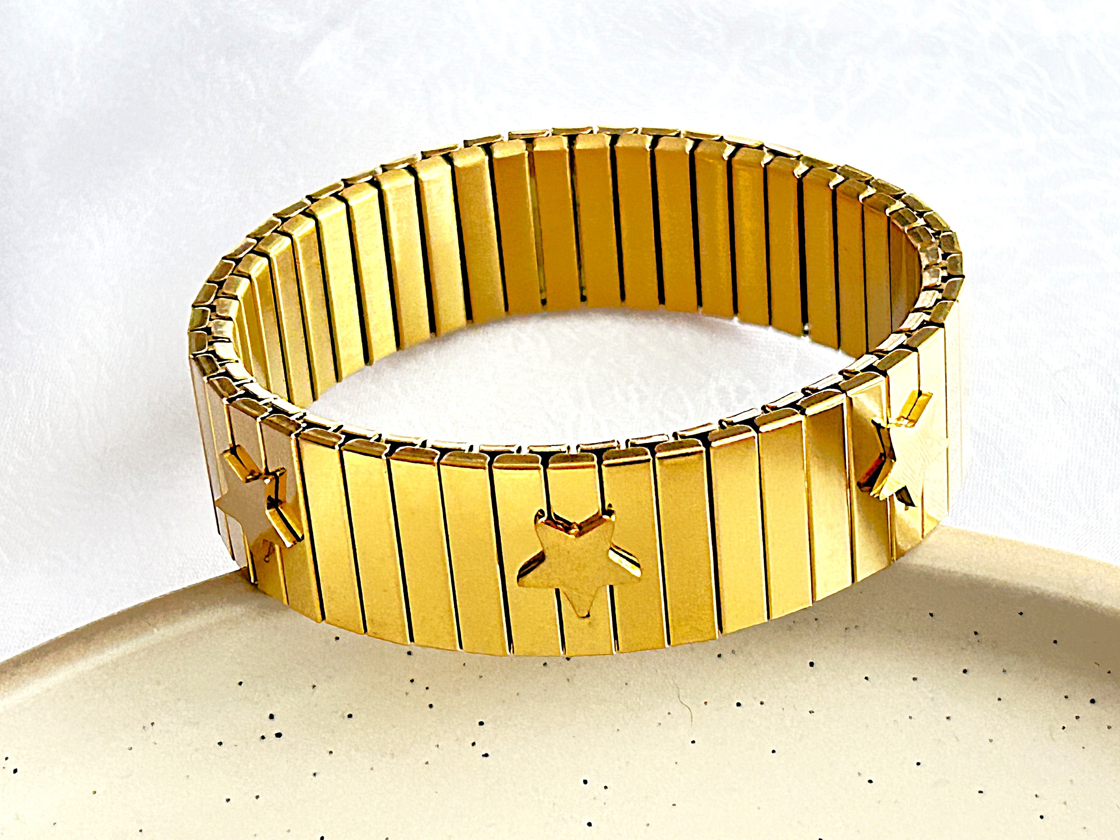 ATA İtalyan Style Yıldız Desenli Kelepçe Bileklik Gold Design