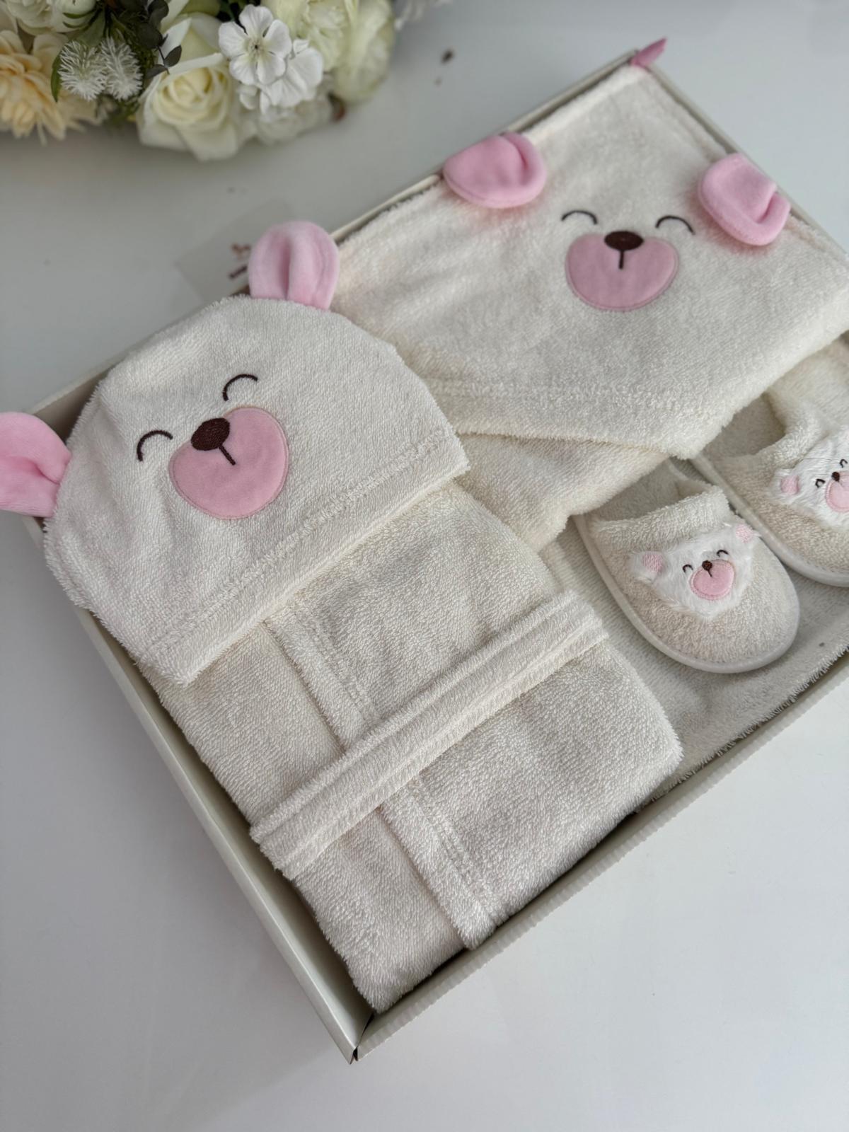 Kız Bebek Sevimli Köpekçik Bornoz Seti Pembe