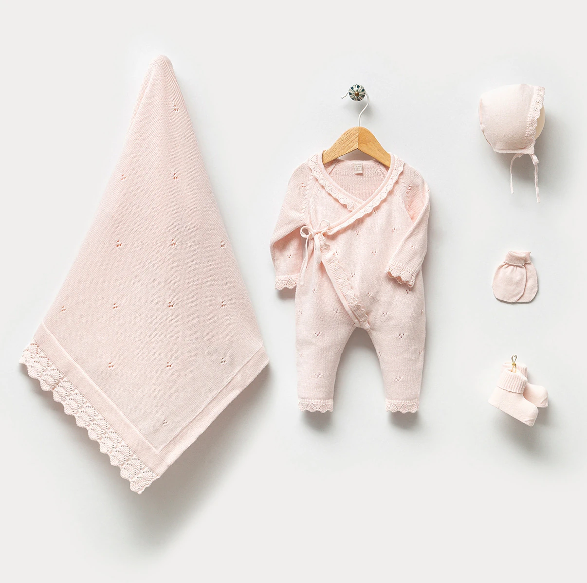 Kız Bebek %100 Organik Kruvaze Model Triko 5’li Hastane Çıkış Seti