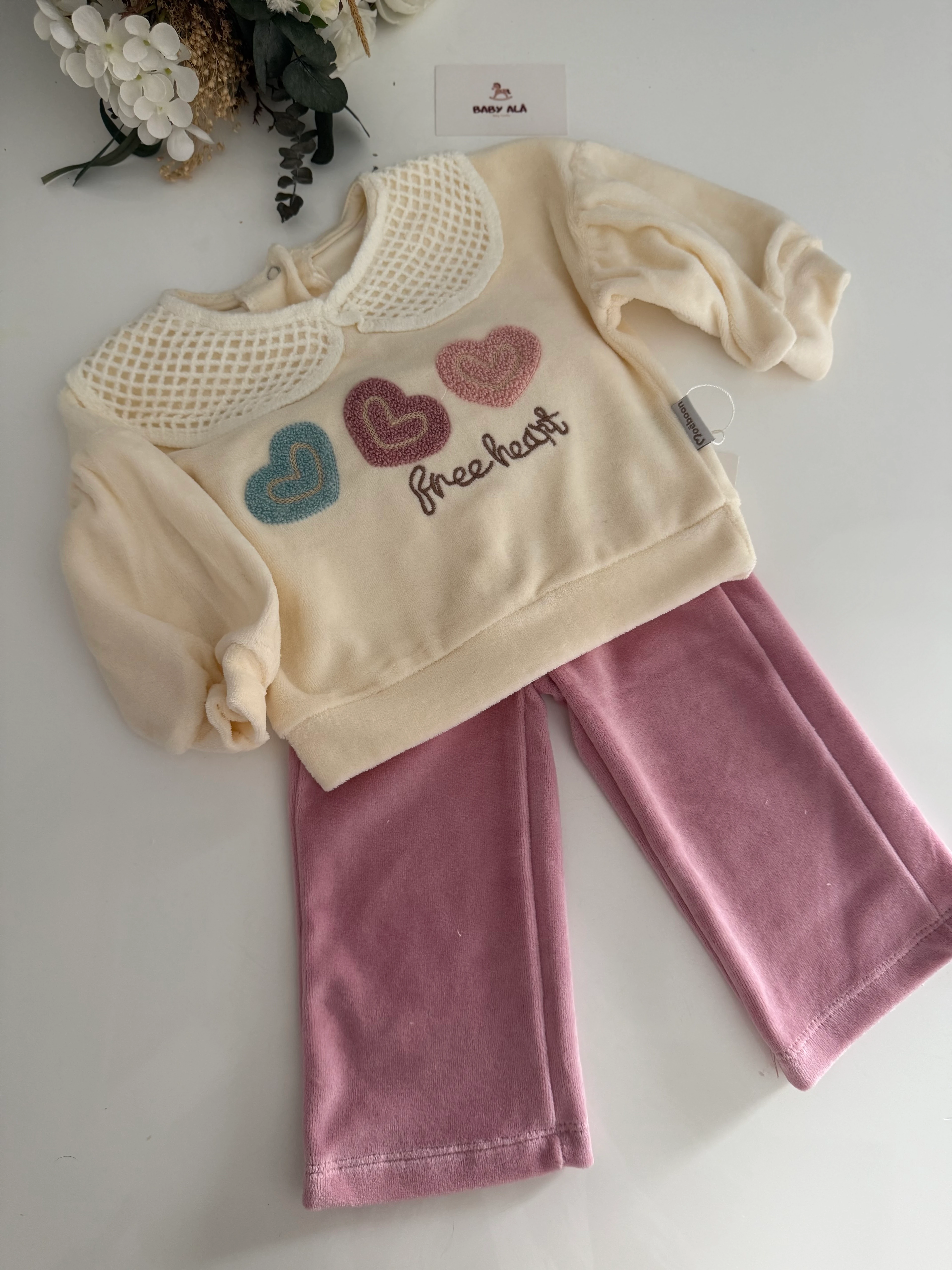 Lovely Yaka detaylı Kadife 2’li Takım