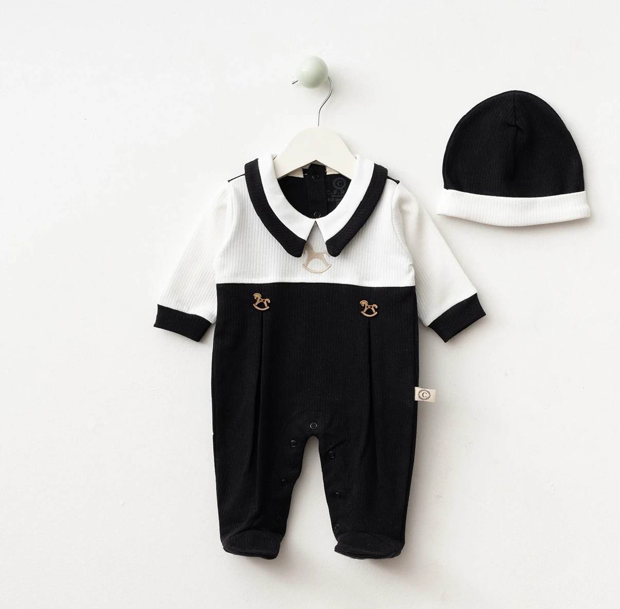 Atlı Karınca Detaylı Şapkalı Tulum Set 