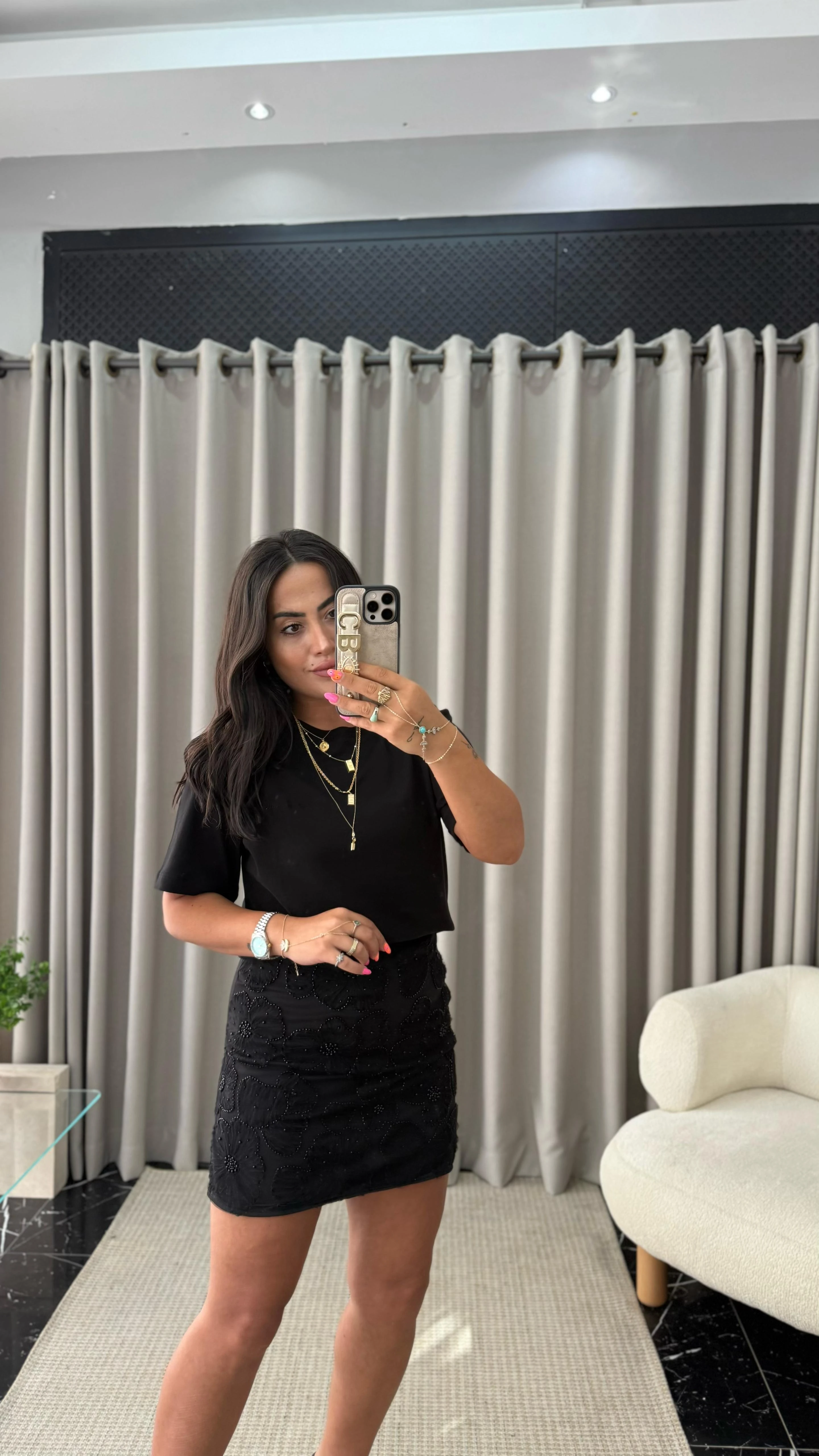 İşlemeli Siyah Etek