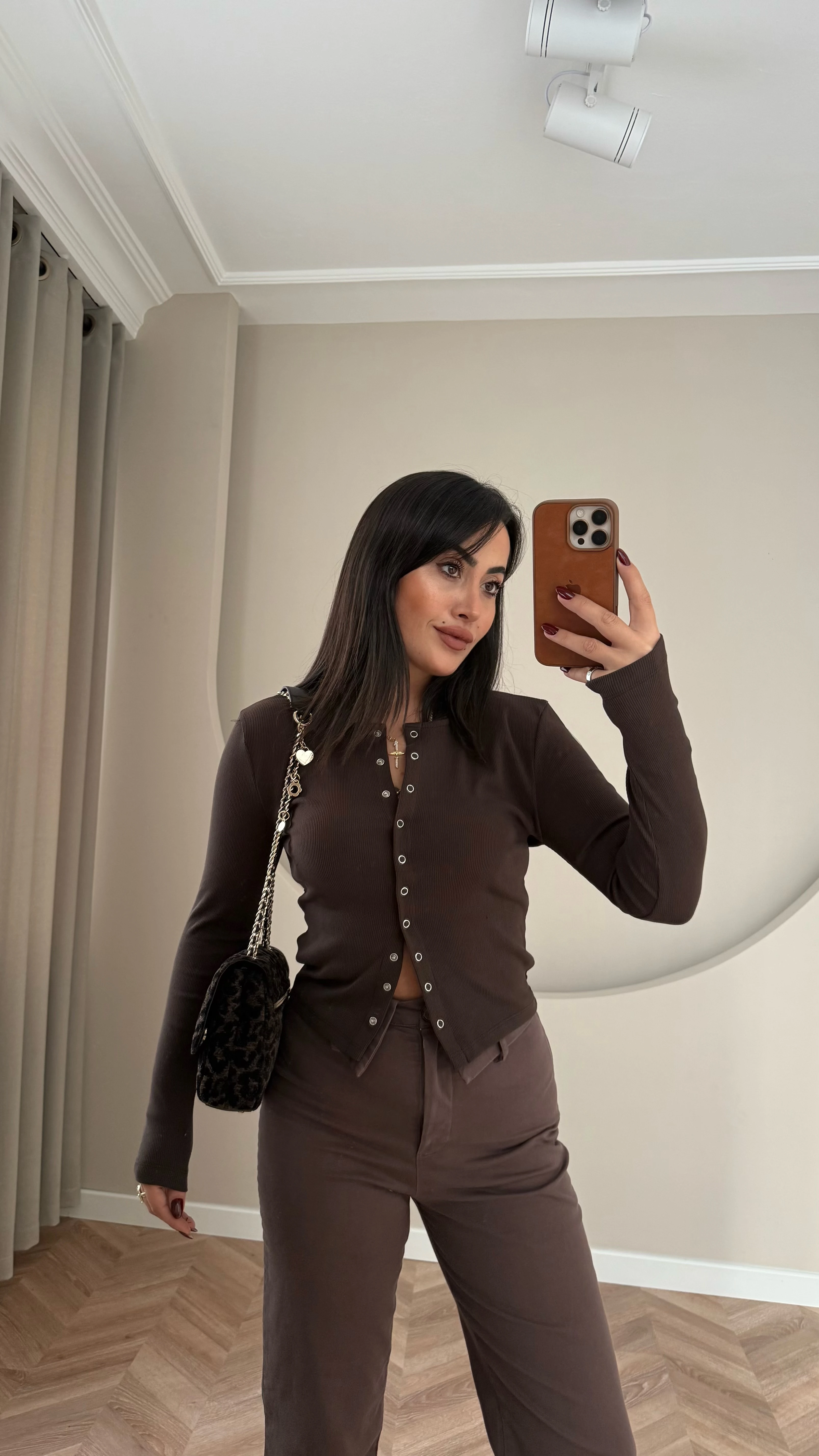 Çıtçıtlı Fitilli Basic (Kahve) ön sipariş