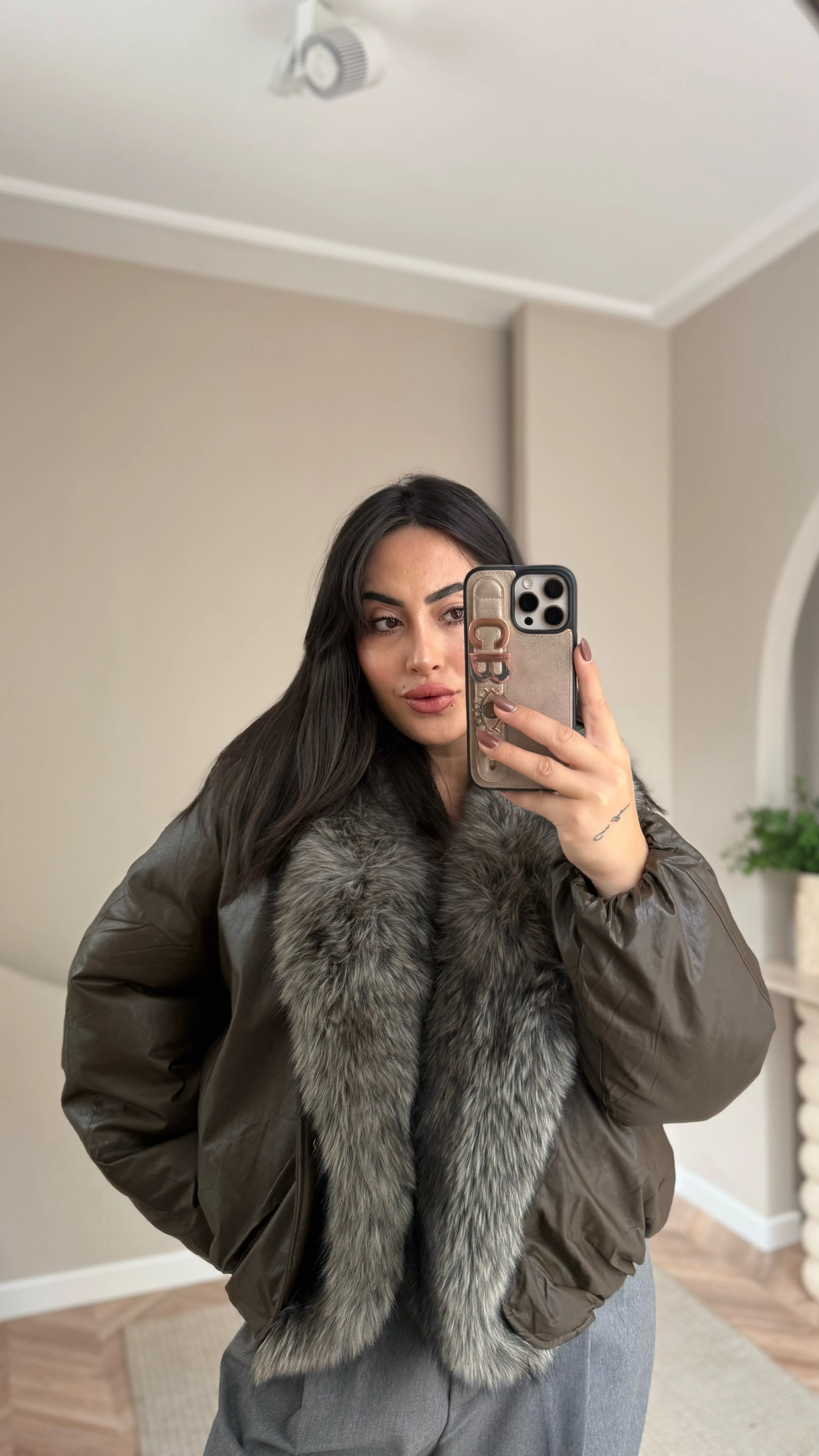 Çıkarılabilir Kürklü Puffer Mont